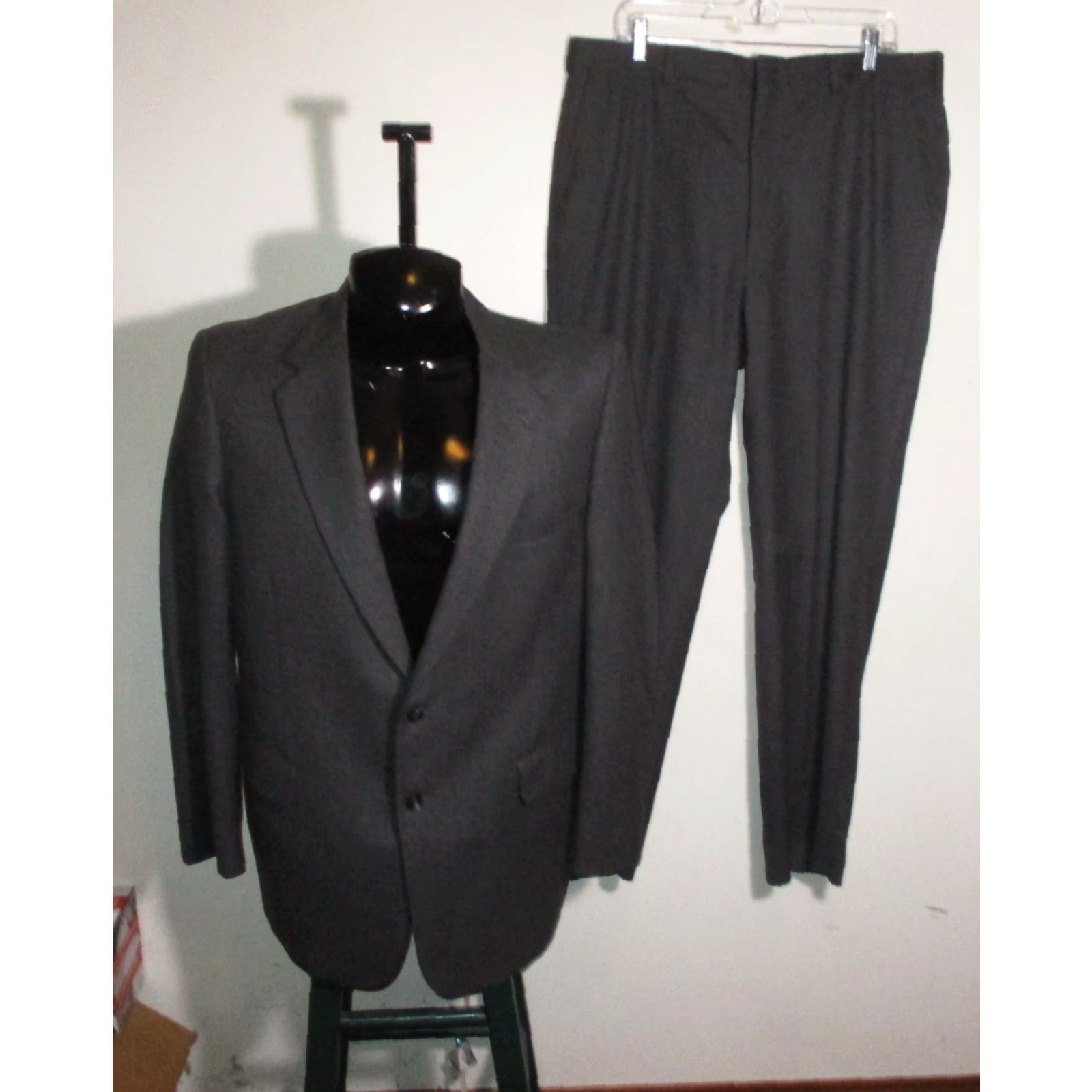Vintage ATWOOD Suit Men Size 40R 36X30 Gray 100% Wool 3 Pc Size 40R - 2 Thumbnail