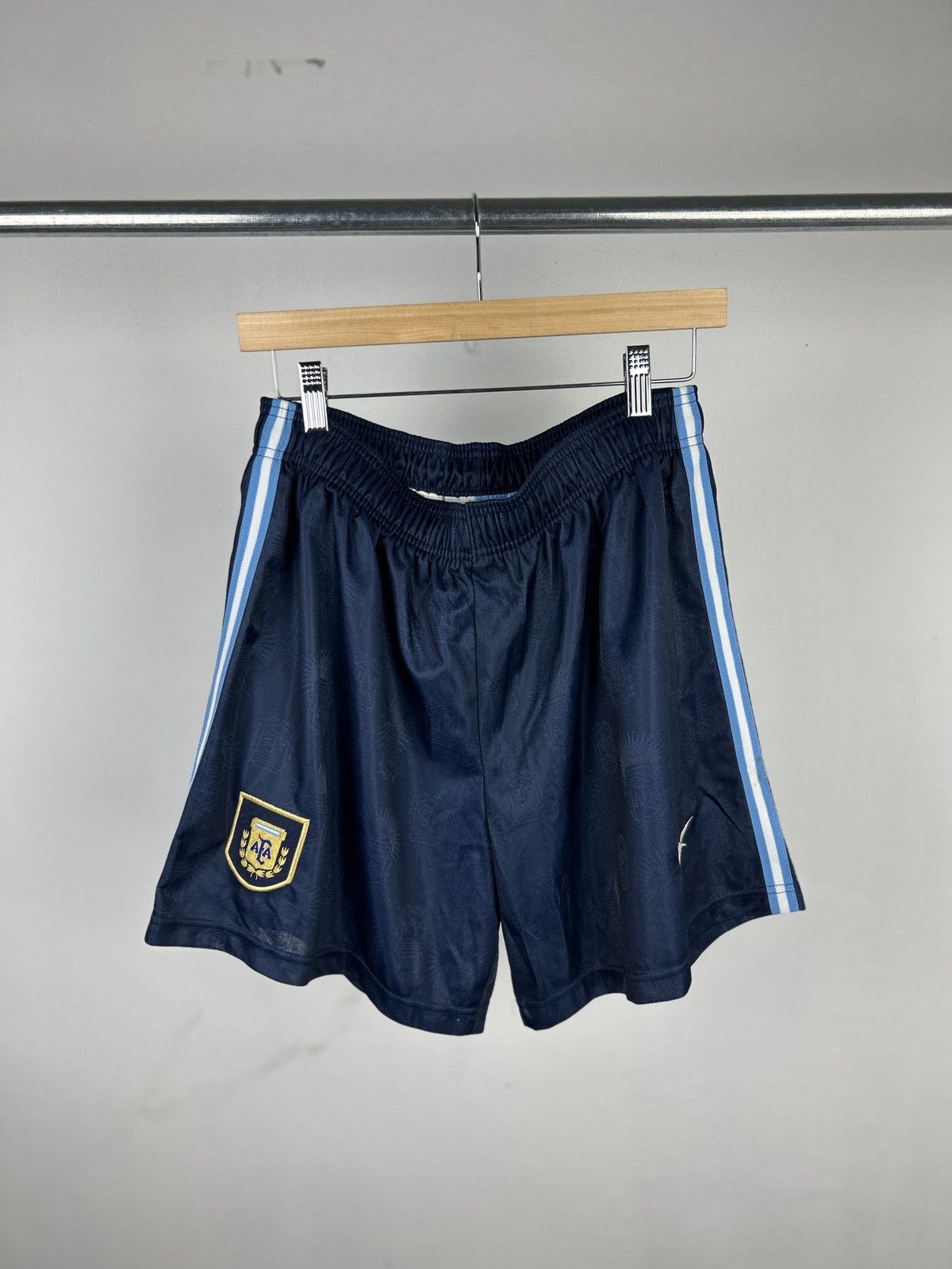Reebok 1998 reebok argentina all over print shorts Size US 32 / EU 48 - 1 Thumbnail