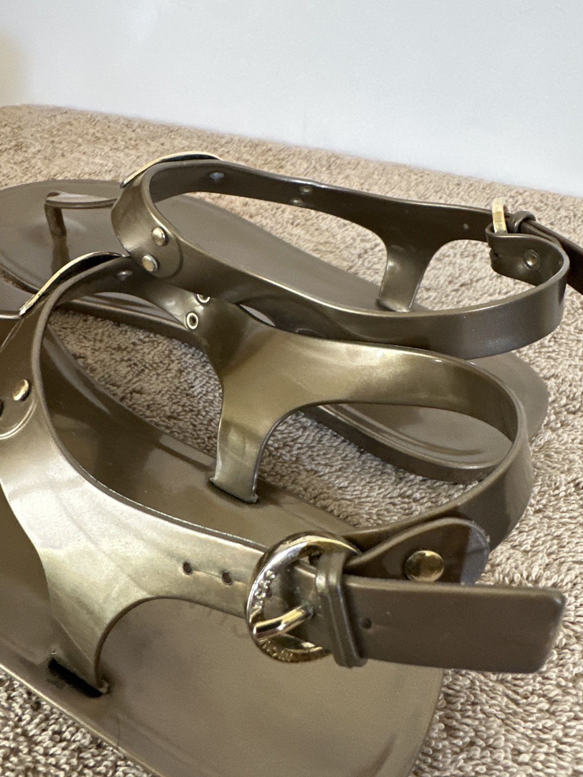 Michael Kors MICHAEL Michael Kors MK Bronze Plate Jelly Sandals Size US 9 / IT 39 - 7 Thumbnail