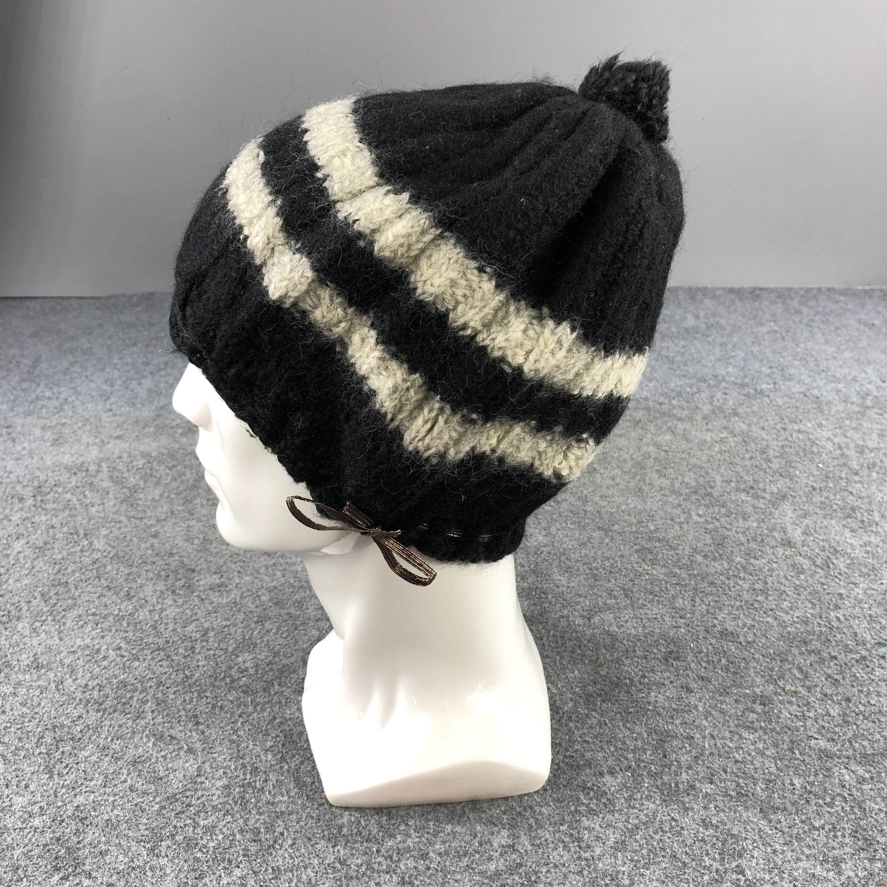 Vintage Unknown Striped Wool Beanie Snowcap Snow Hat B492 Size ONE SIZE - 2 Thumbnail