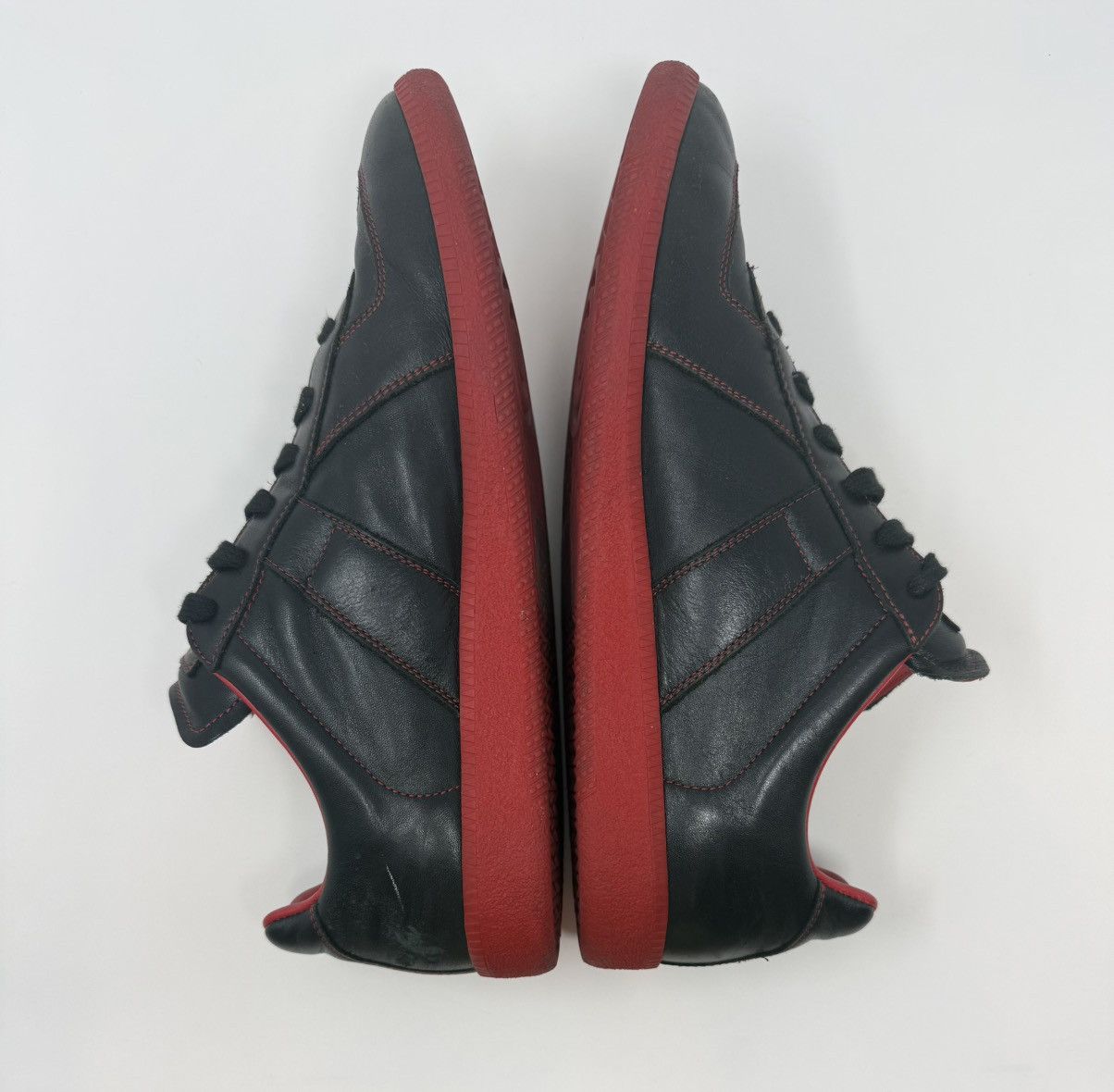 Maison Margiela Maison Margiela Replica GAT Leather Sneaker Black Red Size US 10 / EU 43 - 4 Thumbnail