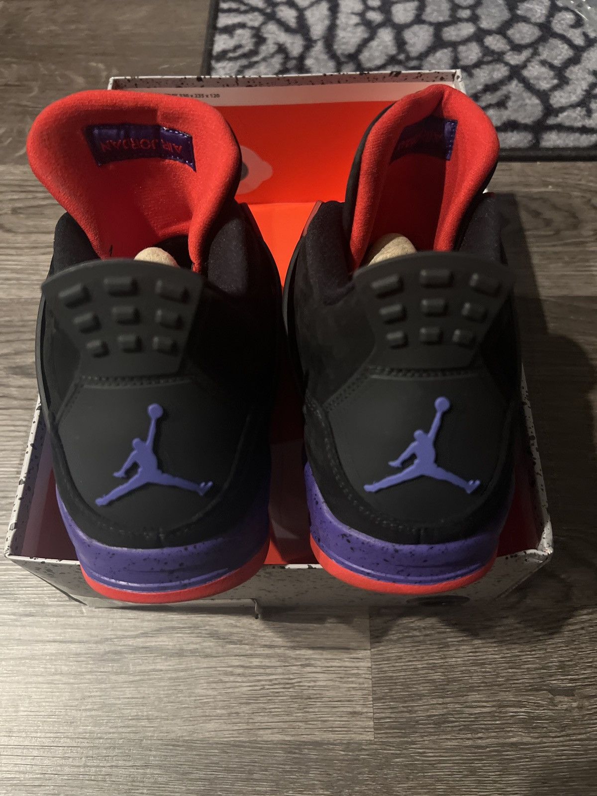 Jordan Brand × Nike Jordan 4 OVO Size US 10.5 / EU 43-44 - 5 Thumbnail