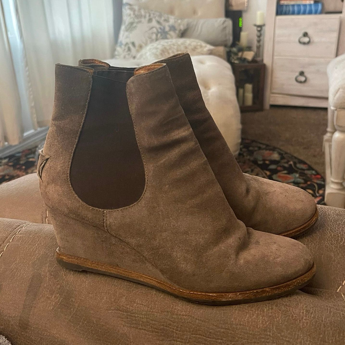 Fendi FENDI Women’s Tan Suede Leather Wedge Chelsea Boots 38 Italy Size US 7.5 / IT 37.5 - 1 Thumbnail