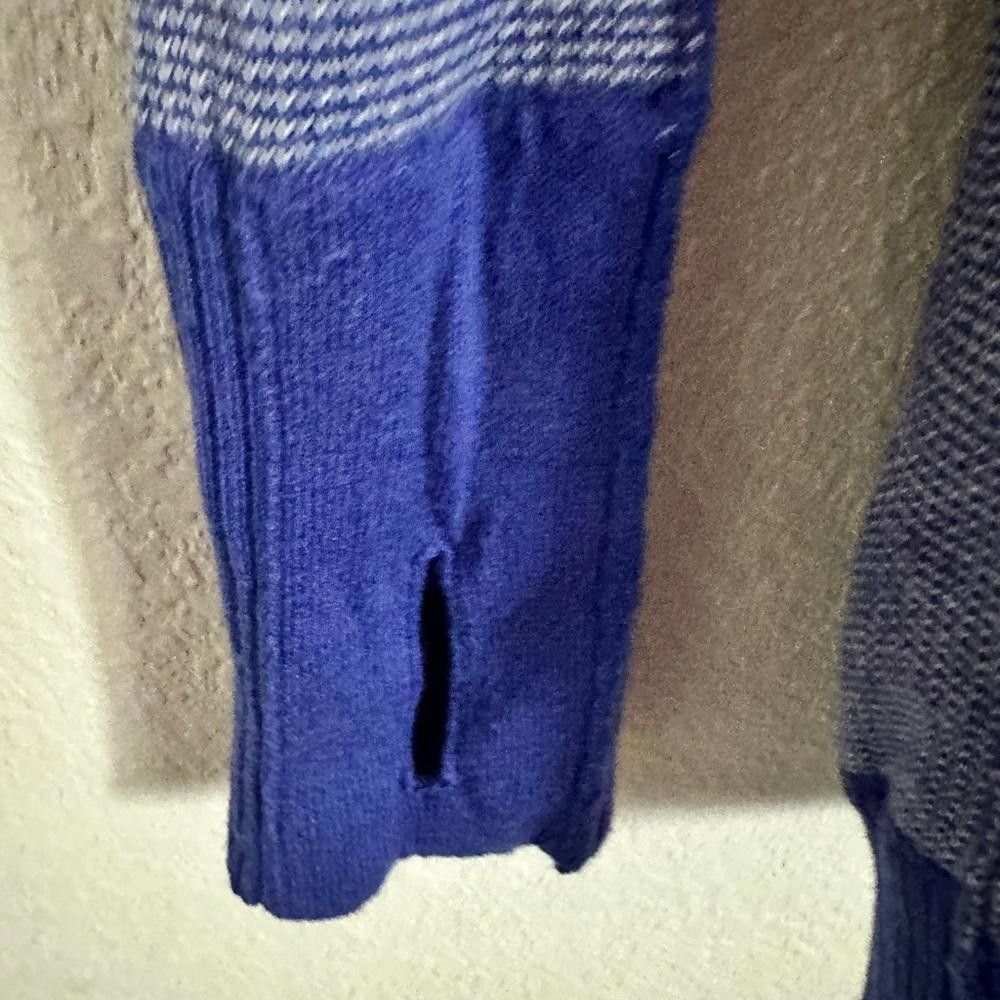 Lululemon Lululemon Chai Time II Reversible Knit Sweater Blue 8 Size M / US 6-8 / IT 42-44 - 10 Thumbnail