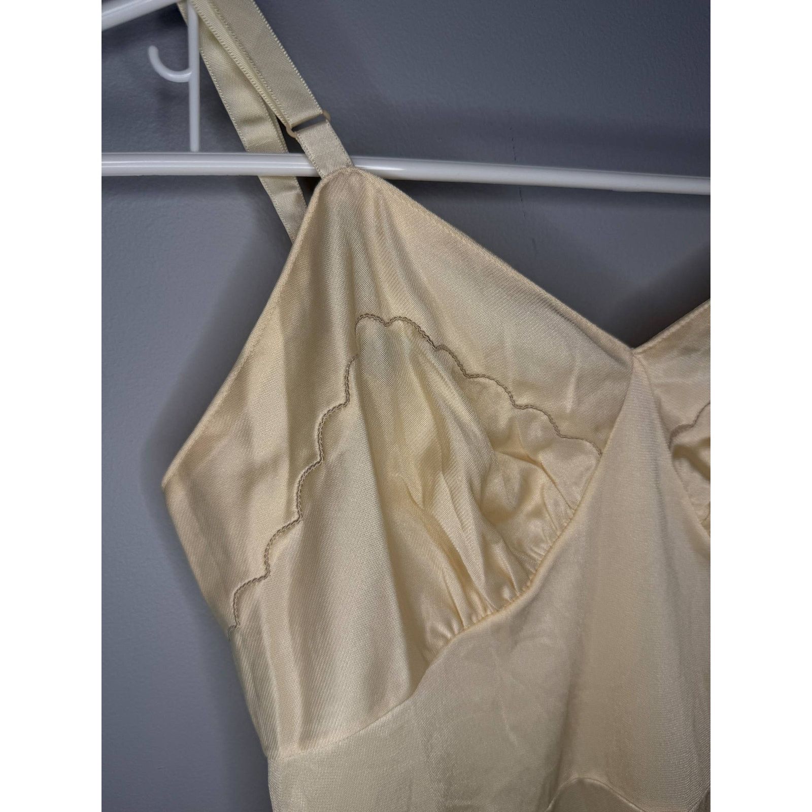 Other Lingerie by Vincent Silky Nightgown Slip Dress Cream 36 US 6 Size S / US 4 / IT 40 - 3 Thumbnail