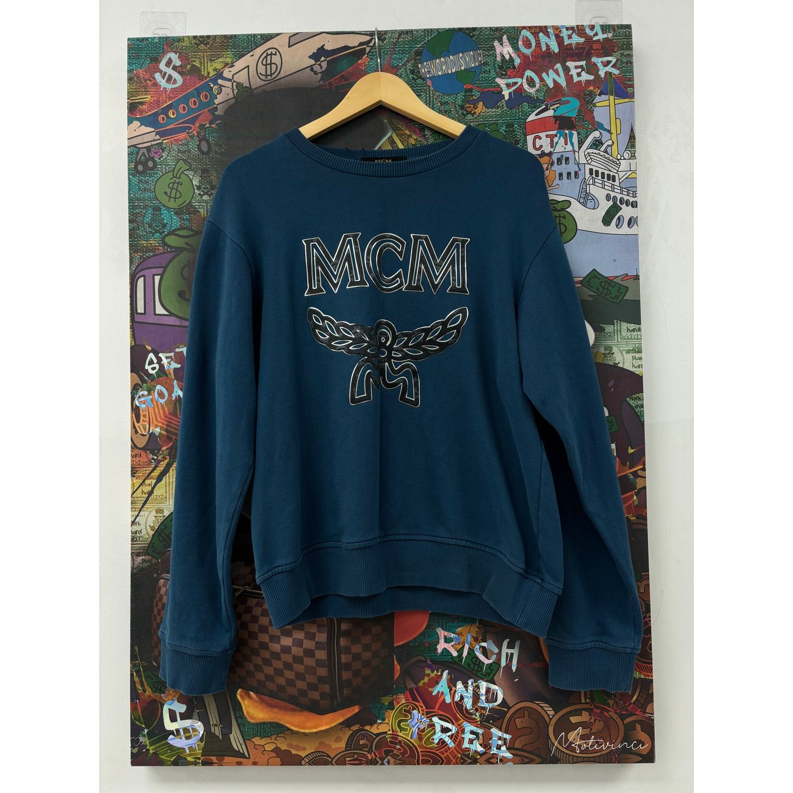MCM Crewneck Blue Used Medium