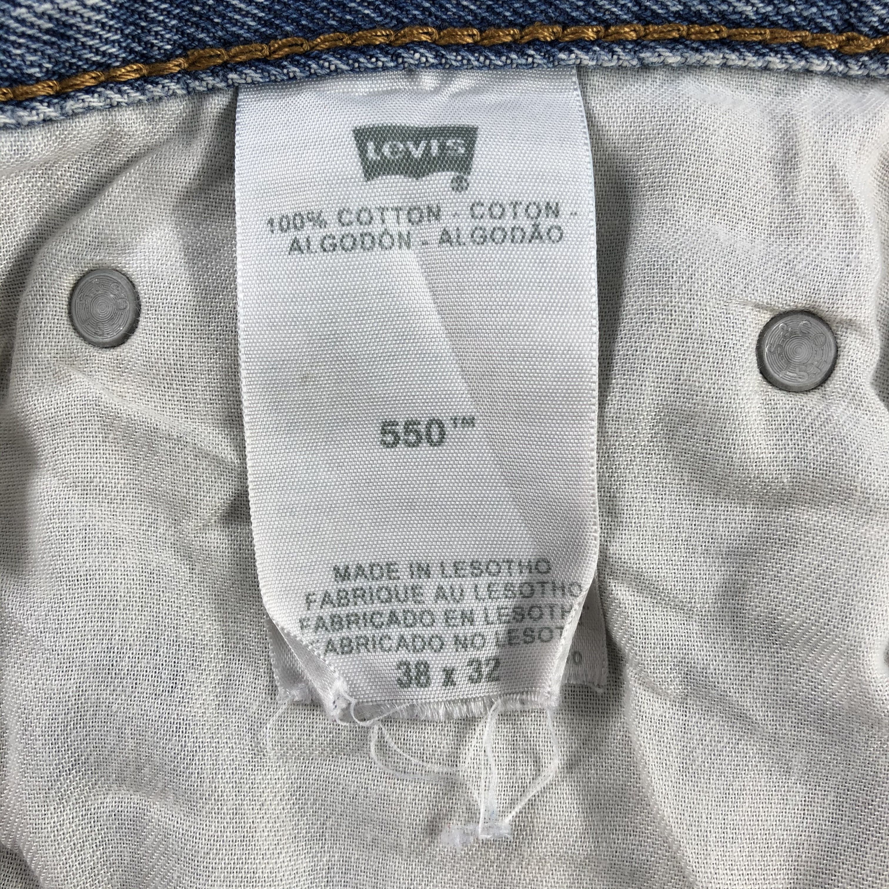 Levi's × Vintage Vintage Blue Wash Levis 550 Jeans-JM3080 Size US 37 - 15 Thumbnail