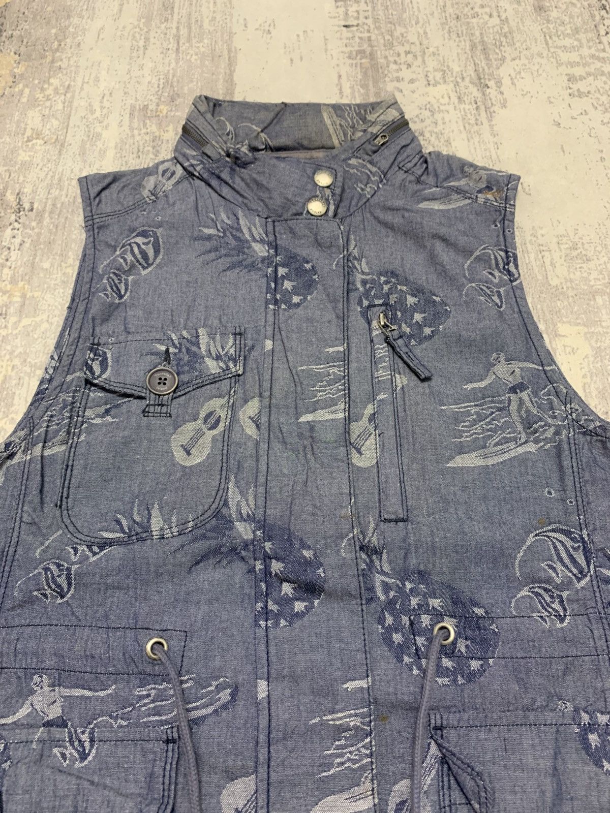 Japanese Brand Japanese Brand Hawaiian Motif Outdoor Hooded Vest Size US S / EU 44-46 / 1 - 2 Thumbnail