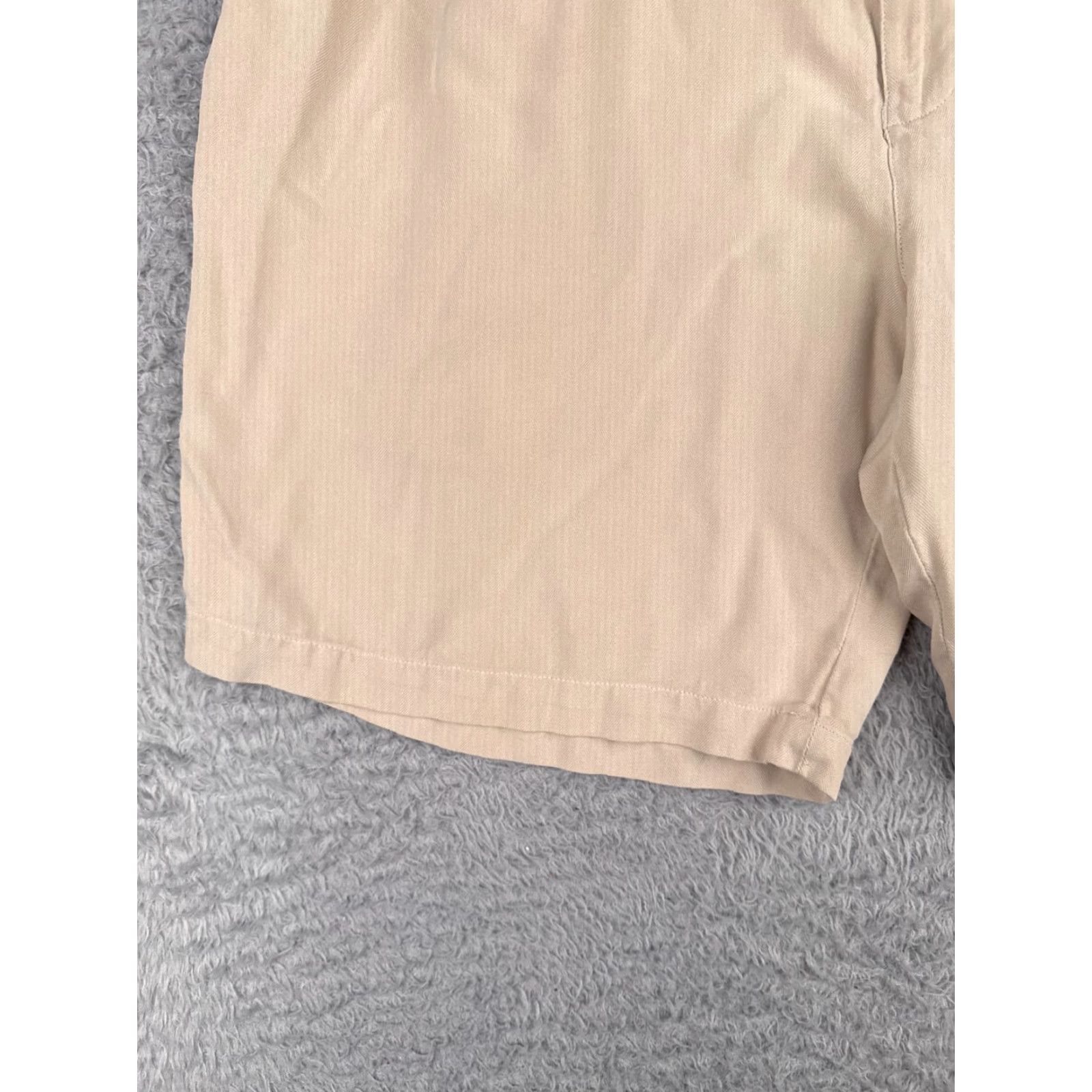 Tommy Bahama Tommy Bahama Men's Shorts 34 Beige Pleated Cotton Silk Beach Resort Aloha 90s Style Pockets Logo Casual Mens Size US 34 / EU 50 - 3 Thumbnail