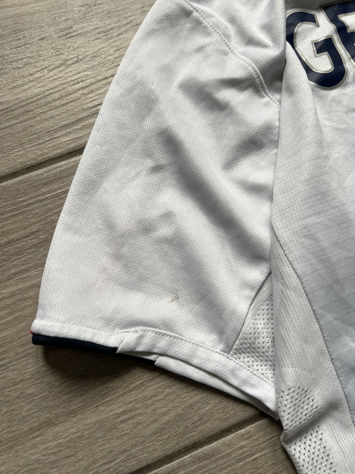 Umbro Vintage Soccer Jersey Umbro England National team 2004-2006 Size US S / EU 44-46 / 1 - 11 Thumbnail