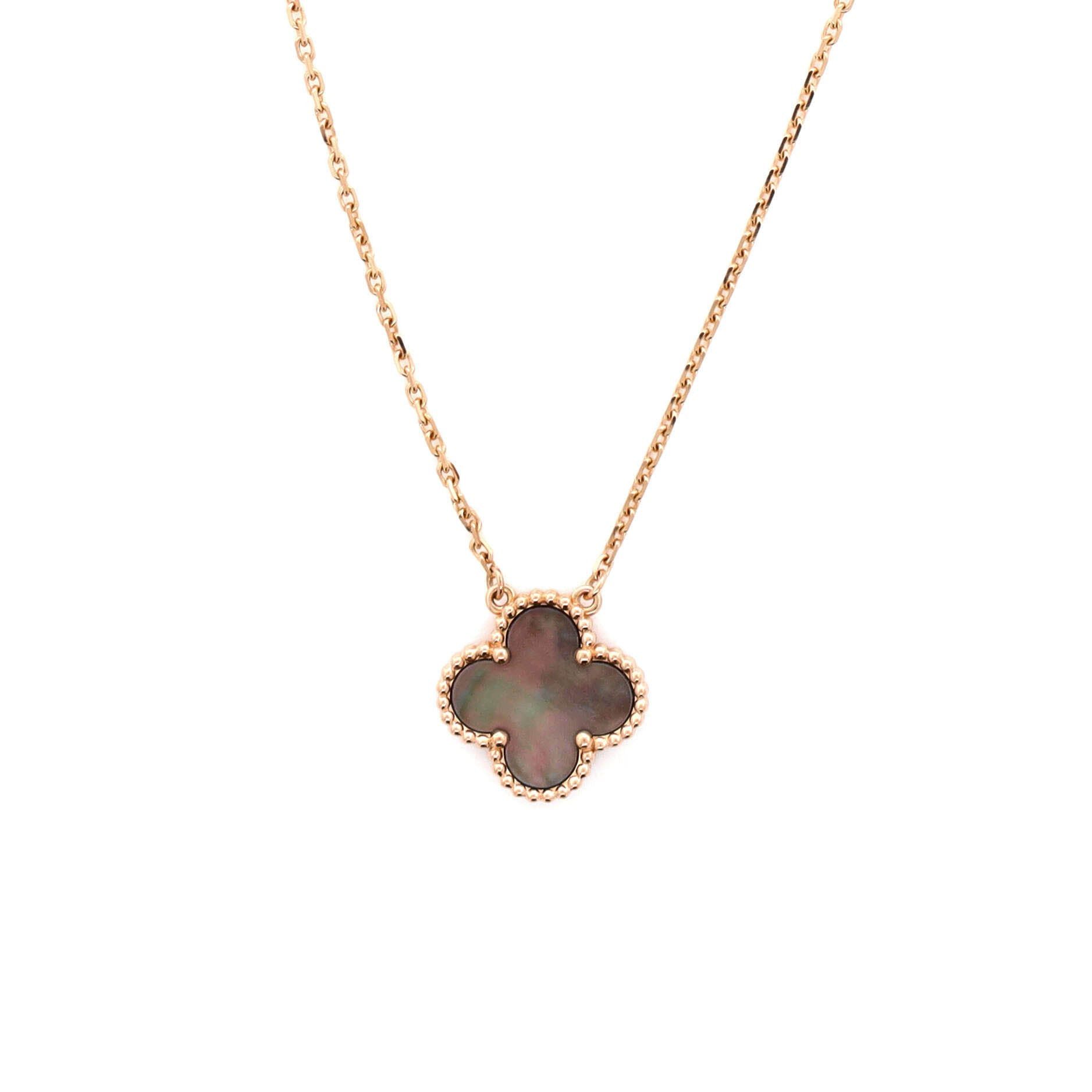 Van Cleef & Arpels Vintage Alhambra Pendant Necklace Size ONE SIZE - 1 Thumbnail