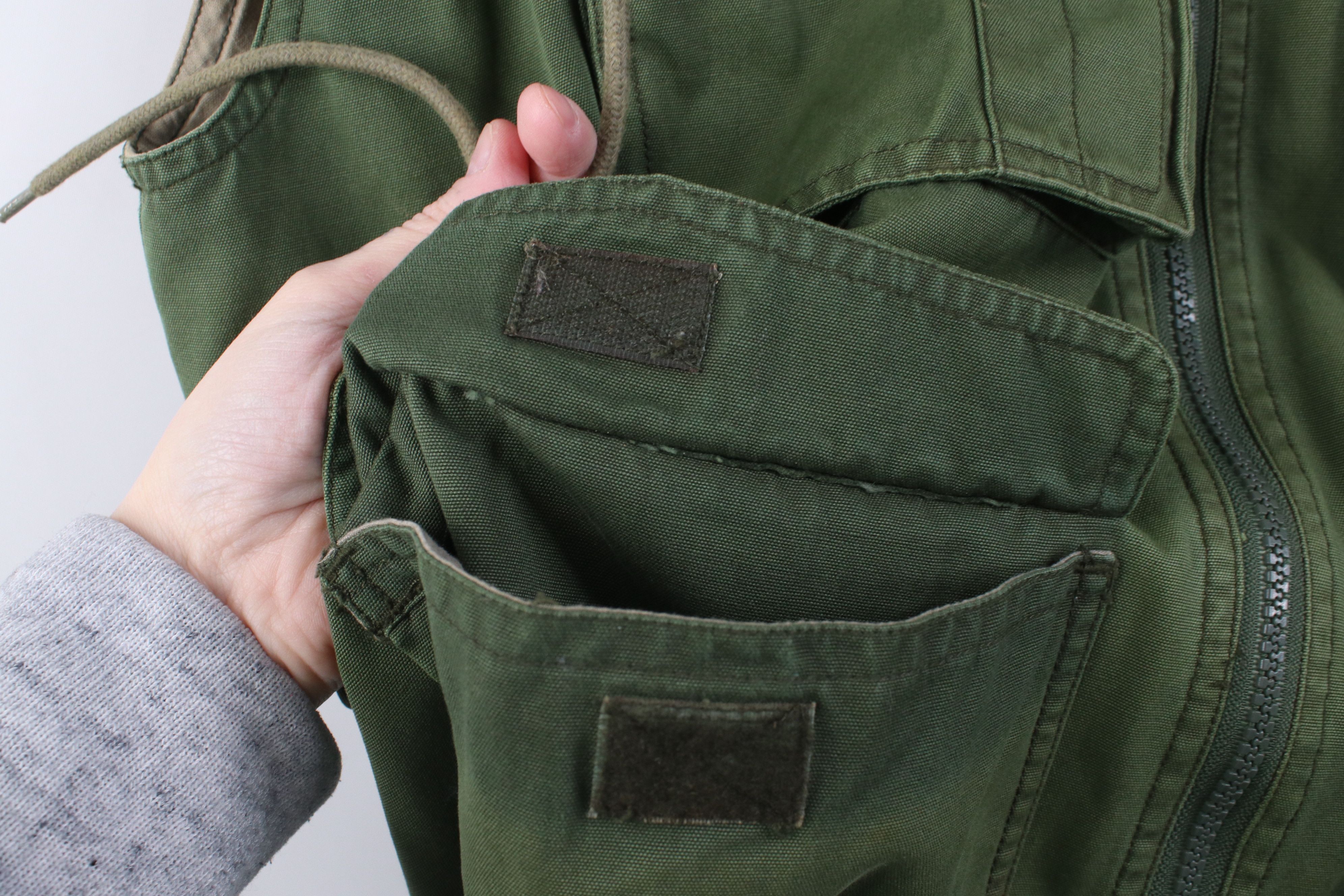 Vintage Vintage 90s Streetwear Hooded Fly Fishing Vest Jacket Size US L / EU 52-54 / 3 - 6 Thumbnail