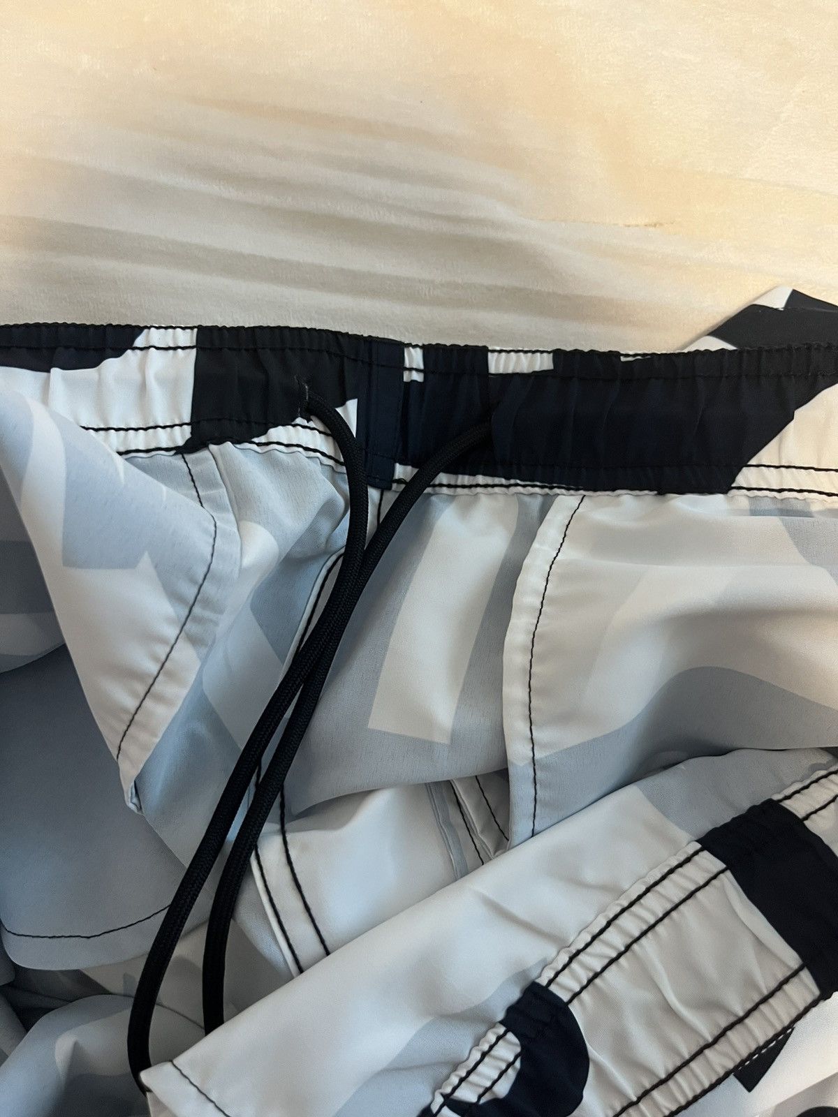 Carhartt Carhartt WIP Island Swim Trunks Size US 36 / EU 52 - 4 Thumbnail