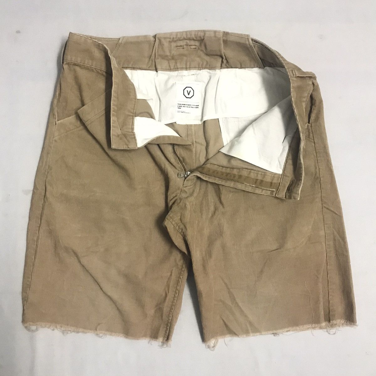 Visvim Visvim Chino Cut-Offs Short size M Size US 32 / EU 48 - 11 Thumbnail