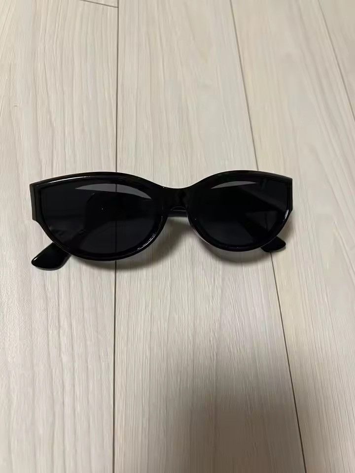 Other SUNGLASSES BRAND NEW CLASSIC RETRO VINTAGE STYLE Size ONE SIZE - 4 Thumbnail