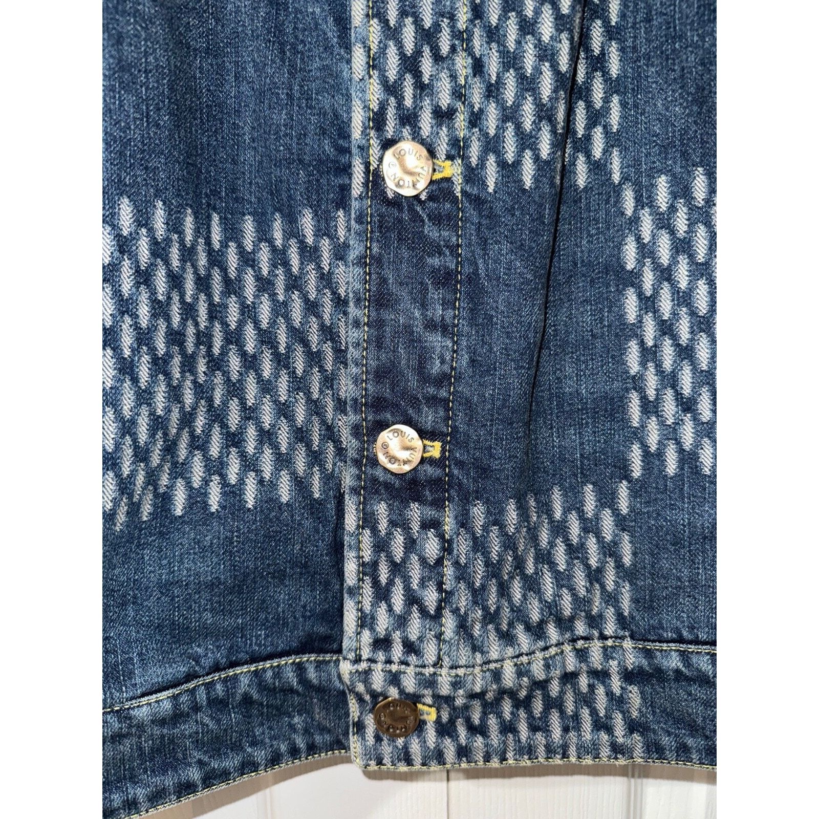 Louis Vuitton Louis Vuitton x Nigo Giant Damier Waves Trucker Jacket 48 Size US M / EU 48-50 / 2 - 15 Thumbnail