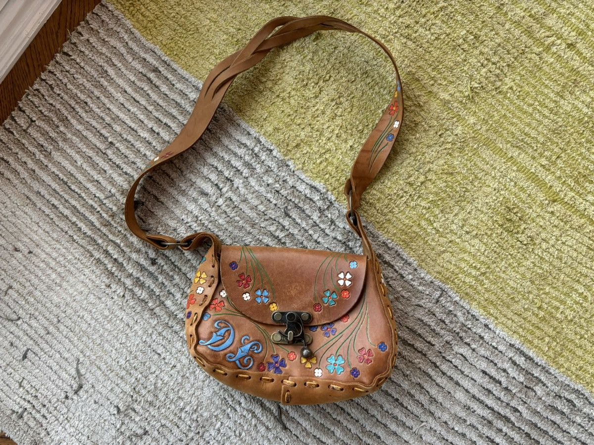 Cowboy Equipment 1970s Vintage Tooled Leather Bag Crossbody Messenger Purse Size ONE SIZE - 10 Thumbnail