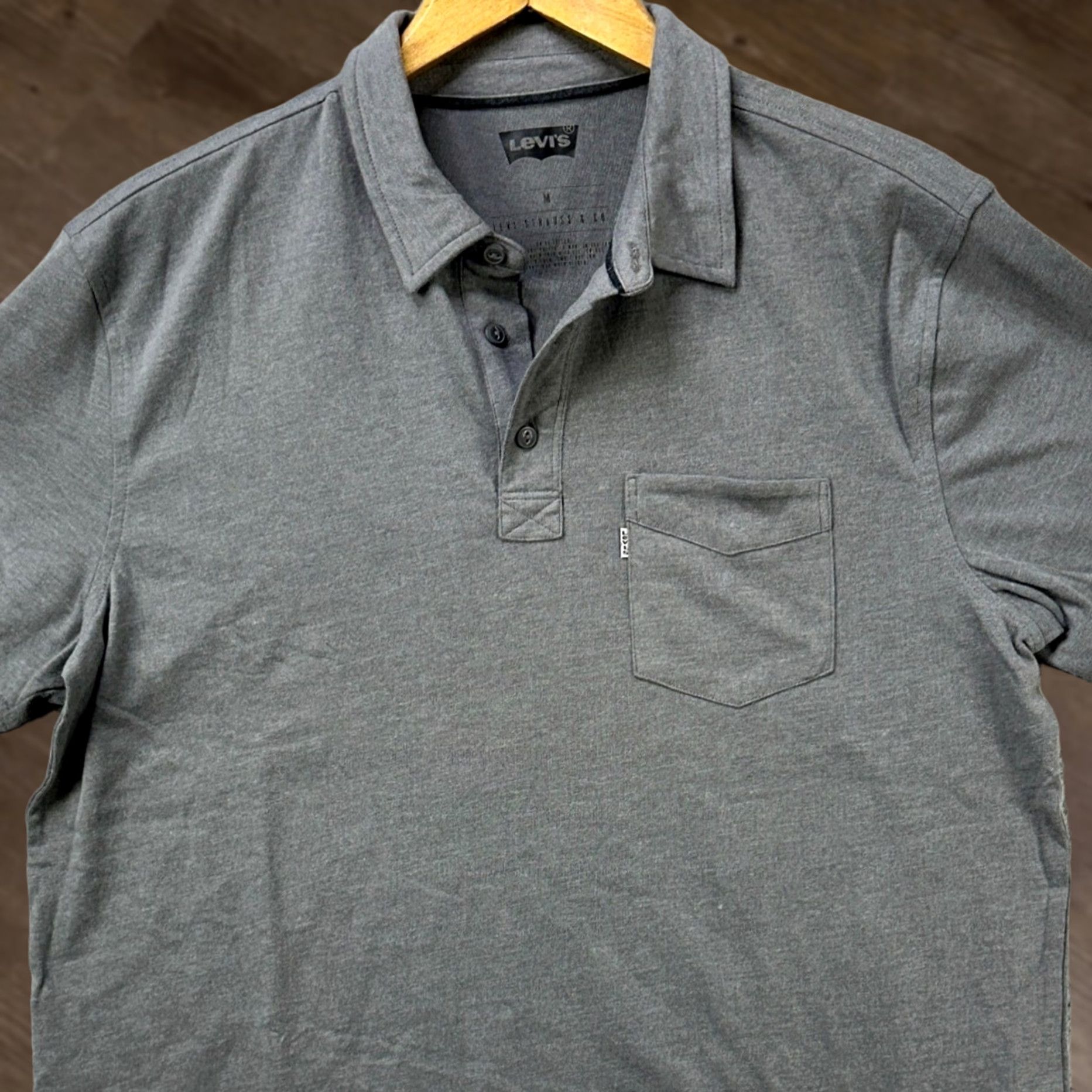 Levi's Levi's Polo Shirt Mens Medium Gray Pocket Short Sleeve Rugby Casual Regular Fit Size US M / EU 48-50 / 2 - 1 Thumbnail