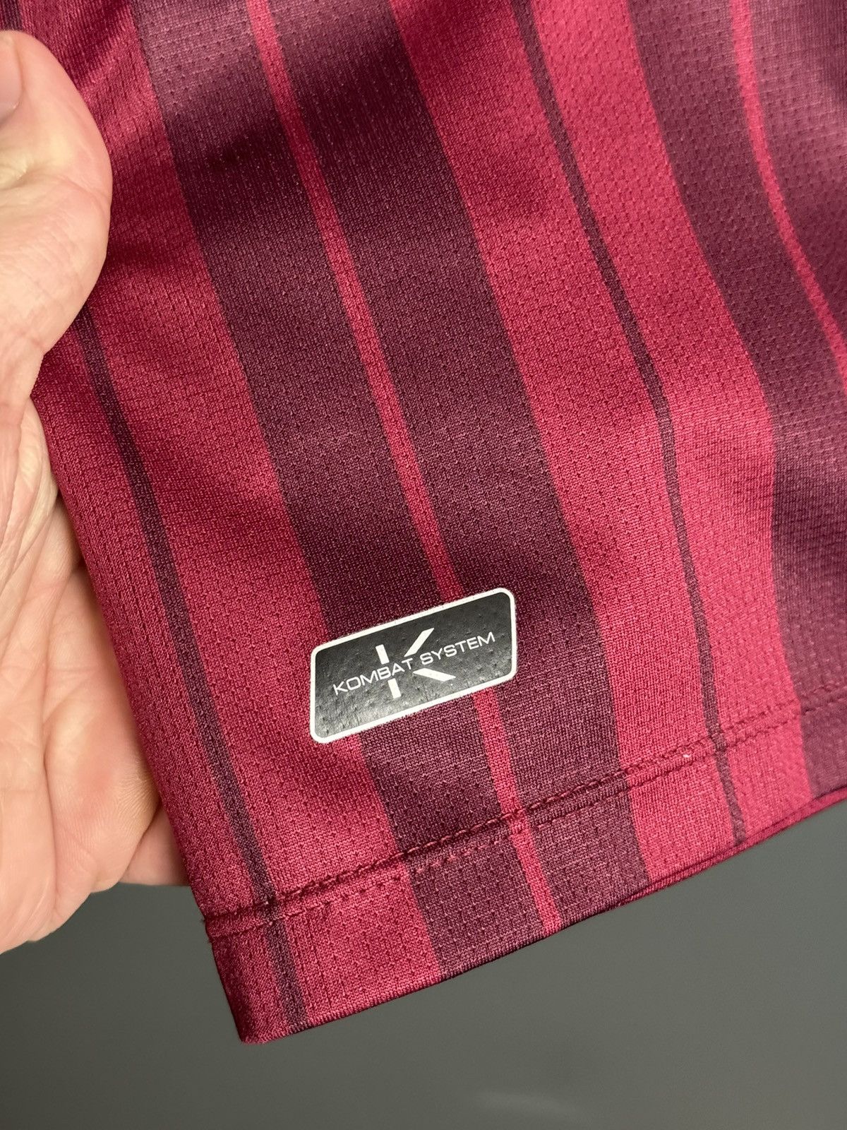 Kappa Aston Villa 21/22 Home Football Jersey Size US M / EU 48-50 / 2 - 6 Thumbnail
