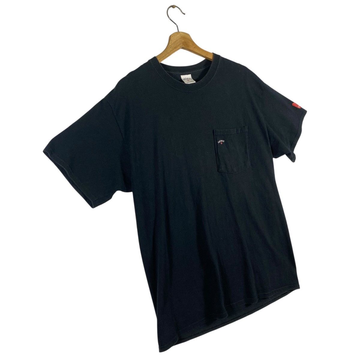 Noah Noah Black Pocket Tee Shaquanda Hot Pepper Sause Size US L / EU 52-54 / 3 - 4 Thumbnail