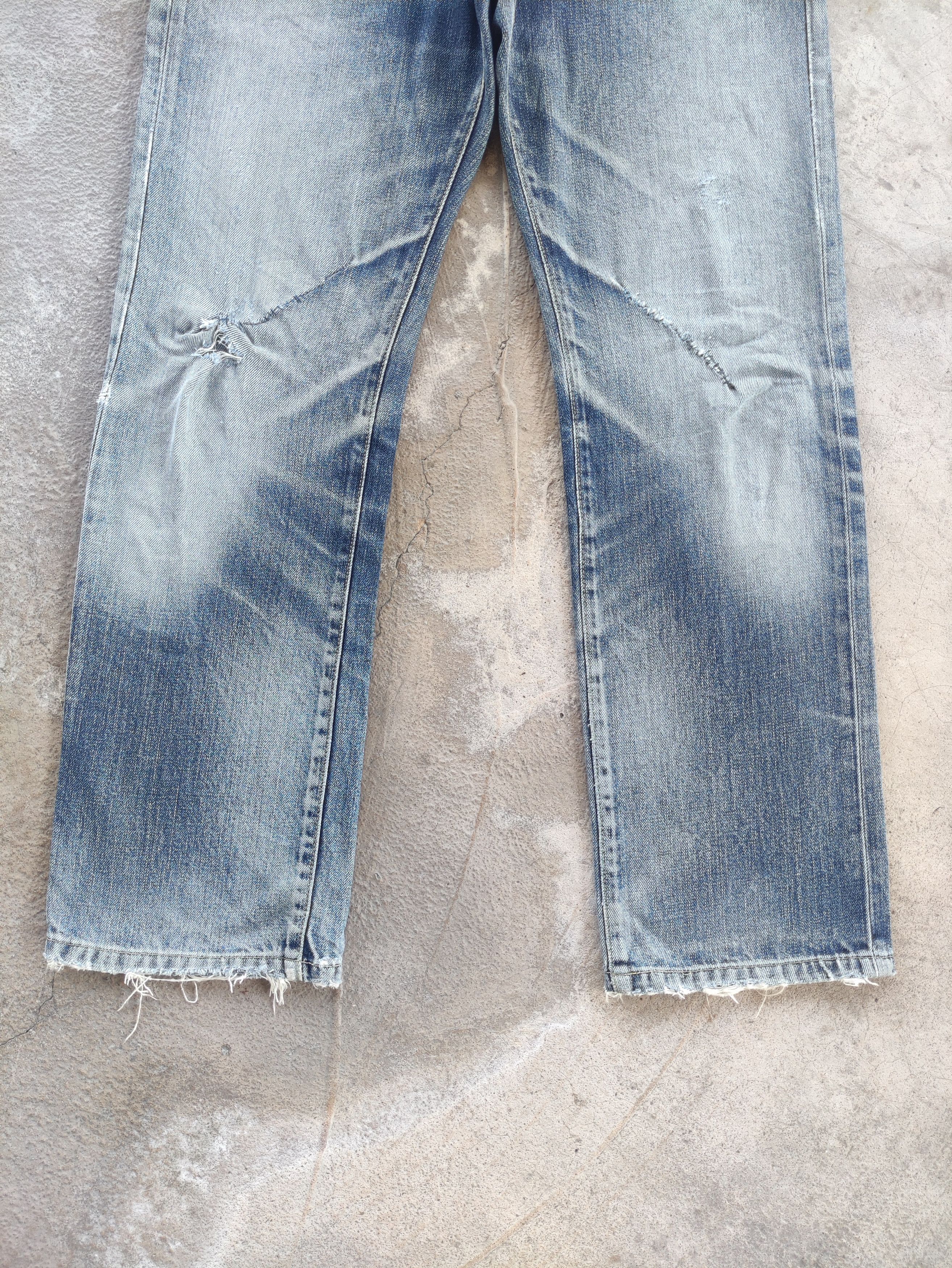 Japanese Brand Vintage Back Number Jean Distressed Faded Denim Pants Size US 33 - 4 Thumbnail
