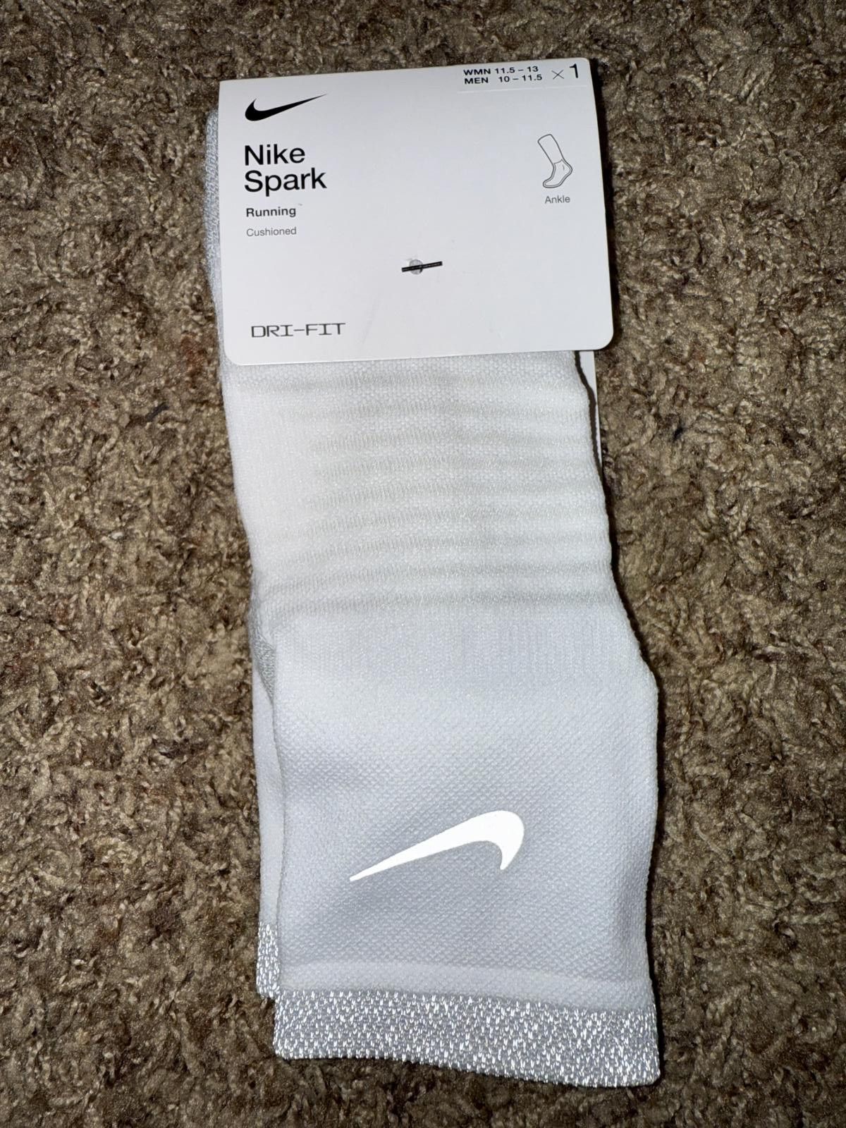 Nike Nike Dri-FIT Spark Cushioned Ankle Running Socks Size ONE SIZE - 1 Thumbnail