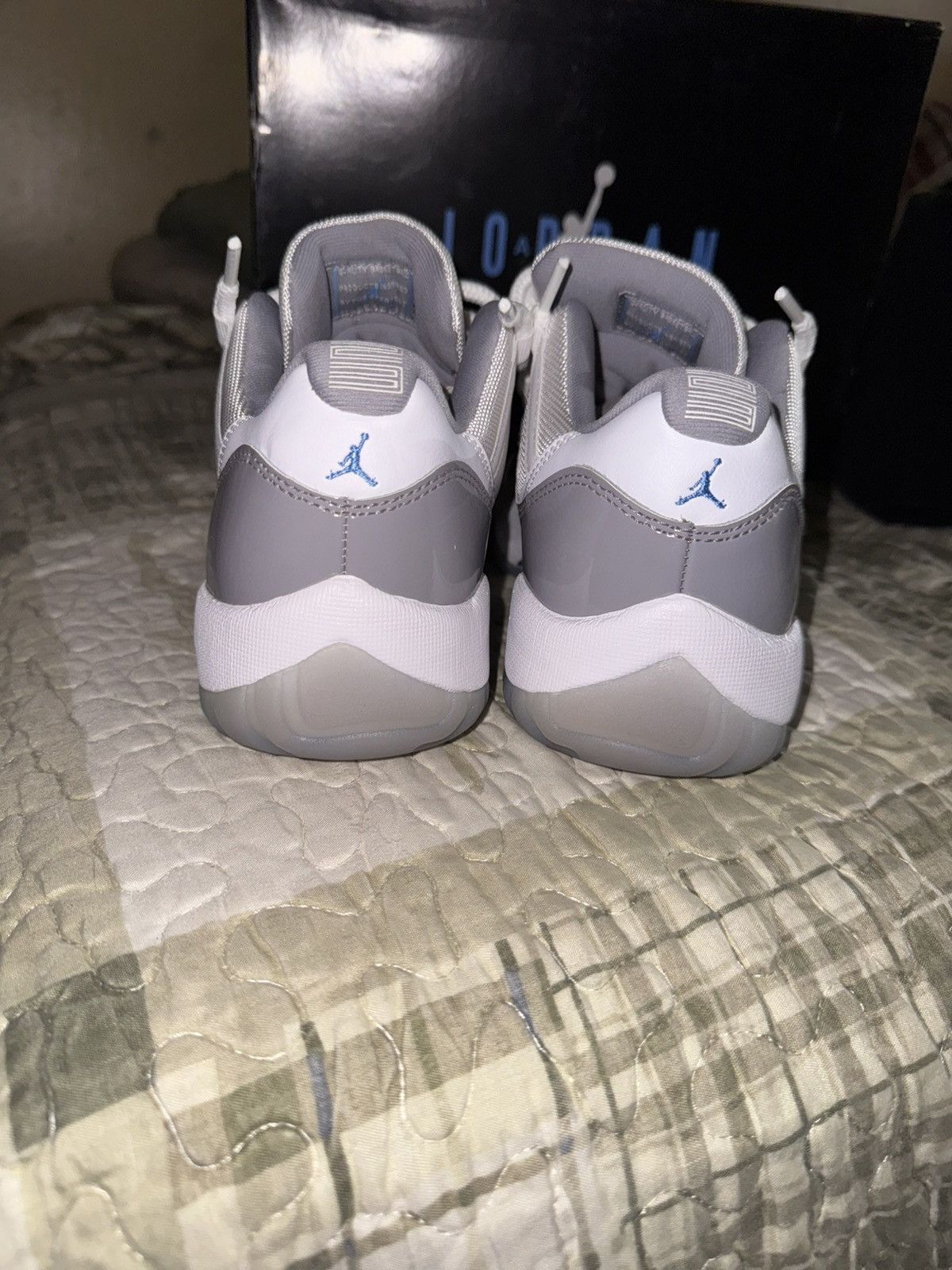 Jordan Brand Jordan 11 low cement Size US 8 / EU 41 - 5 Thumbnail