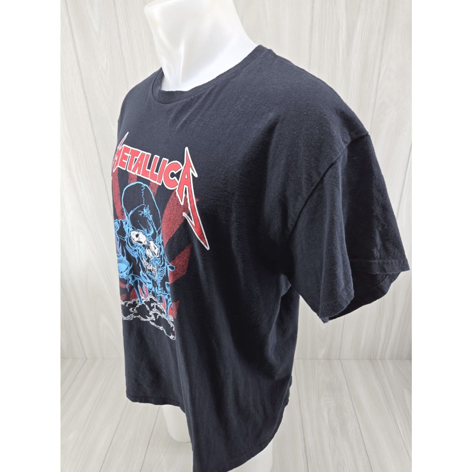 Vintage Metallica Shirt Mens XL Black Short Sleeve Crew Neck Logo Skull Music Band T-Shirt Men Size US XL / EU 56 / 4 - 4 Thumbnail