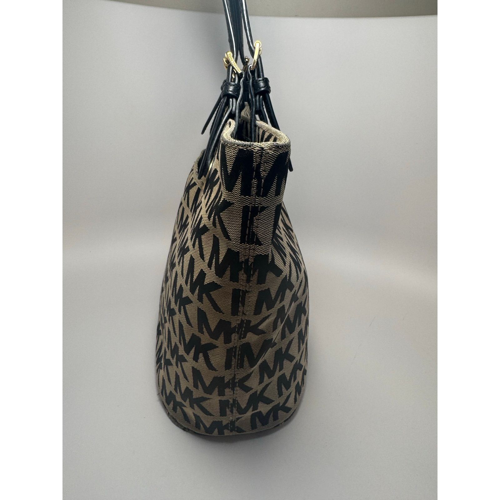 Michael Kors Michael Kors Jet Set Monogram Black & Grey Tote w/Leather Size ONE SIZE - 4 Thumbnail