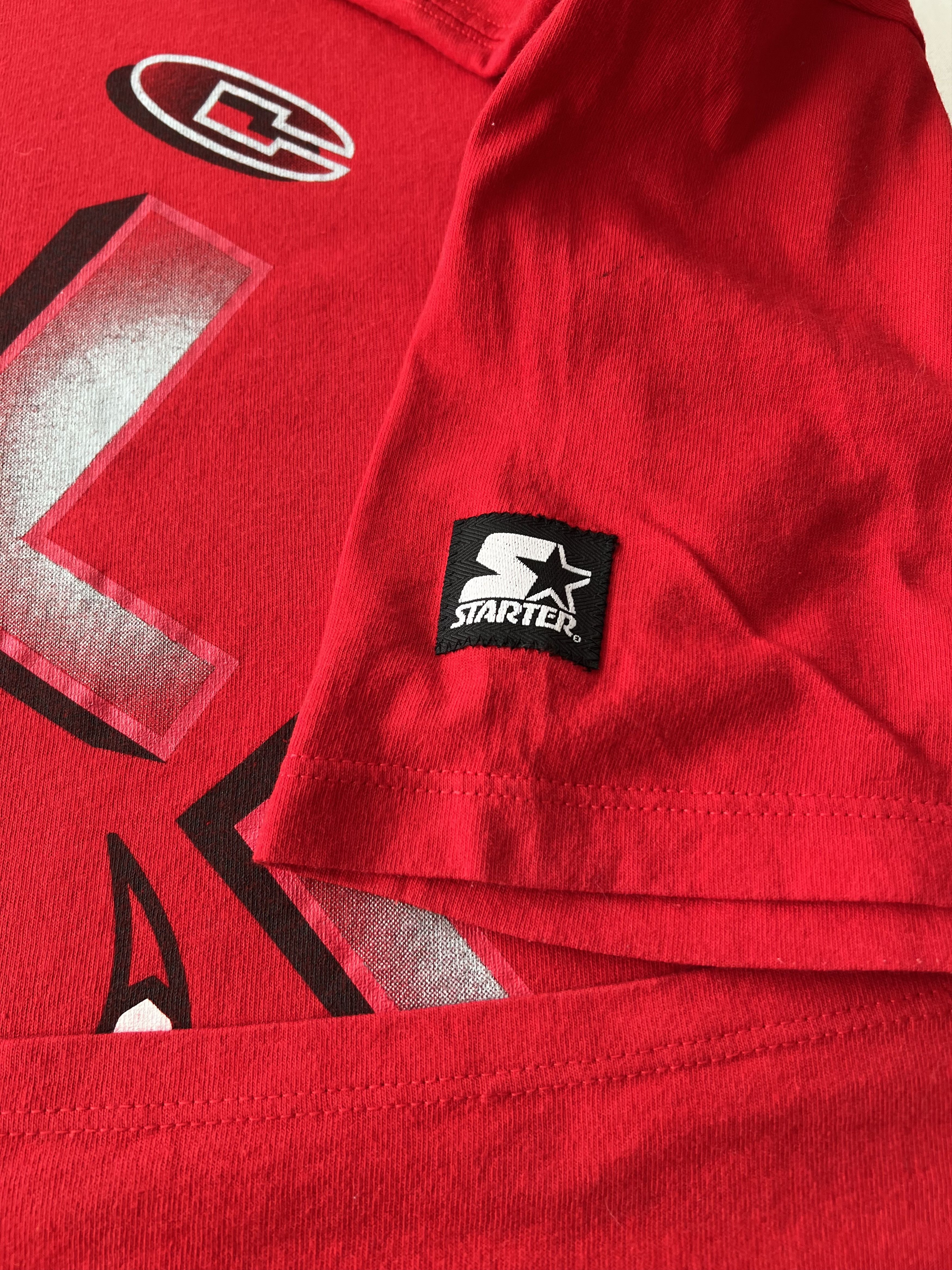 NBA Vintage 90s Chicago Bulls NBA Basketball Starter Red T-shirt Size US L / EU 52-54 / 3 - 8 Thumbnail
