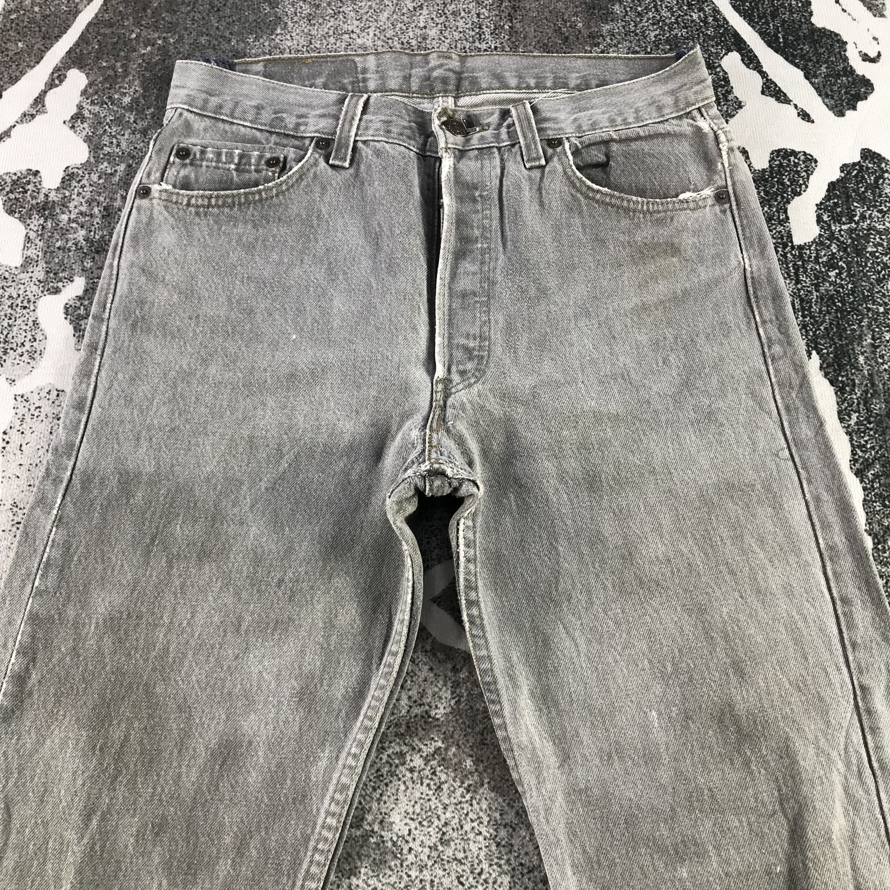 Levi's Vintage 90s Levis 501 Jeans Faded Gray Denim KJ3349 Size US 30 / EU 46 - 3 Thumbnail