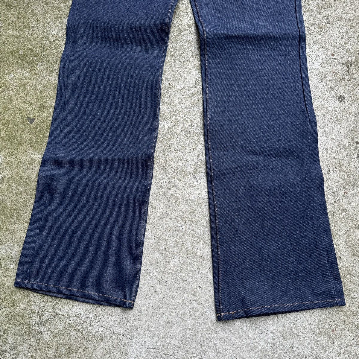 Vintage 80s Plain Pockets Raw Denim Flare Jeans Size US 32 / EU 48 - 4 Thumbnail