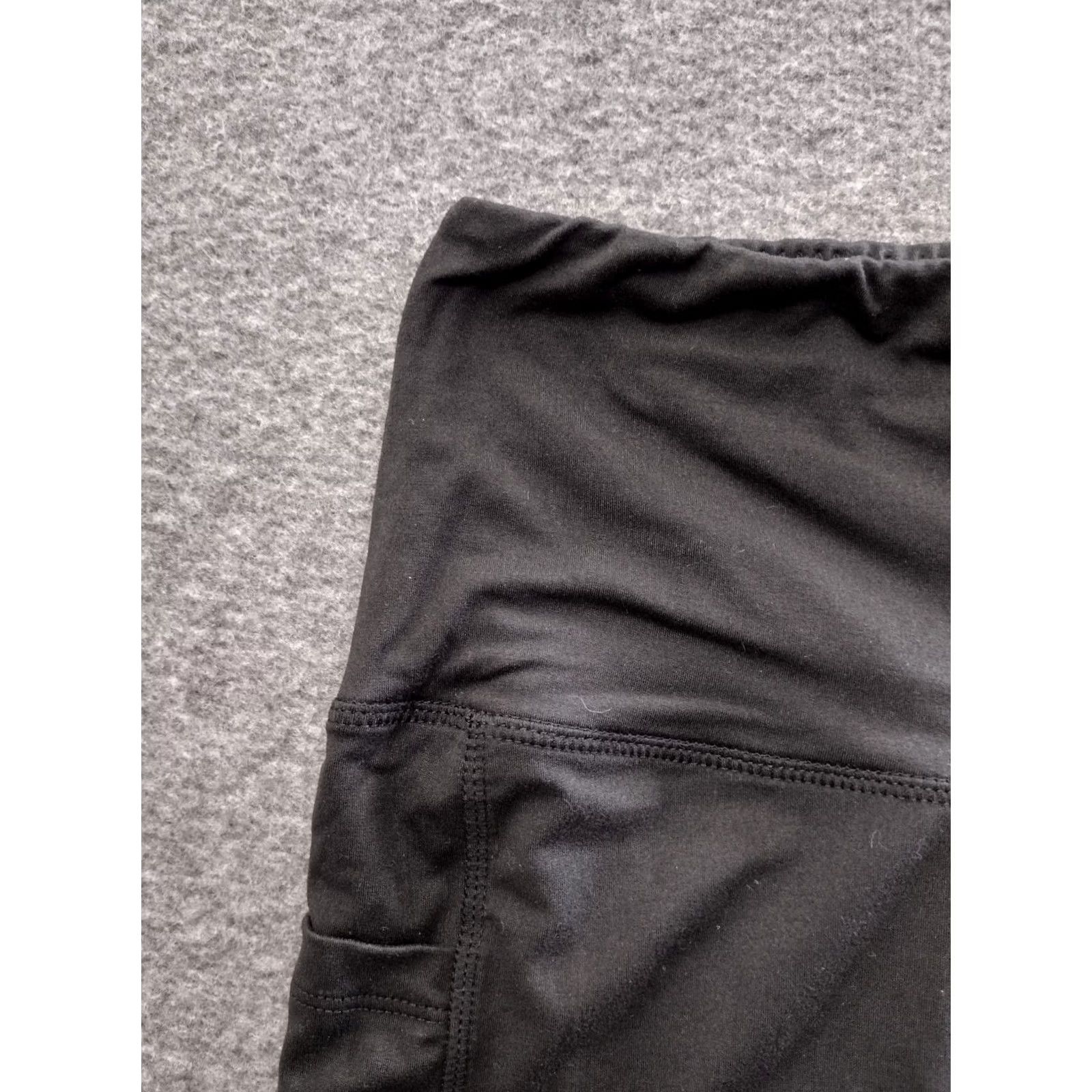 Vintage VINTAGE Unbranded Active Shorts Women’s S/M Black Biker 3.5 Inseam Pockets Gym & Training Womens Shorts Size 28" / US 6 / IT 42 - 7 Thumbnail