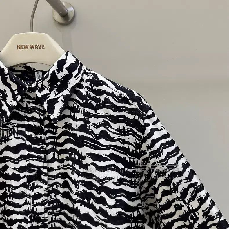 Louis Vuitton Louis Vuitton Black and white tiger stripe silk mulberry s Size XXS / US 00 / IT 34 - 4 Thumbnail