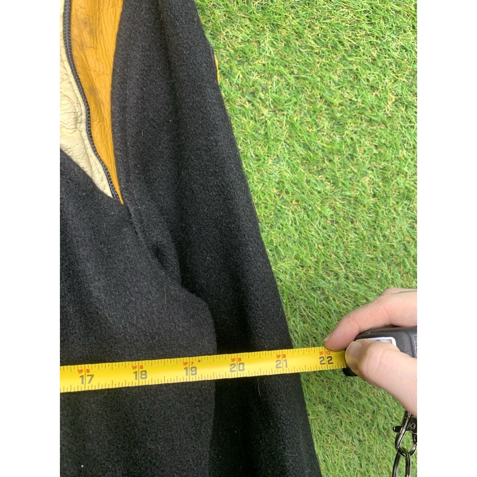 Holloway VINTAGE Holloway Letterman Jacket Unisex Adults 44 Black Yellow 80s Varsity Springfield Wool Zip Pockets Nylon Lining Size US S / EU 44-46 / 1 - 3 Thumbnail