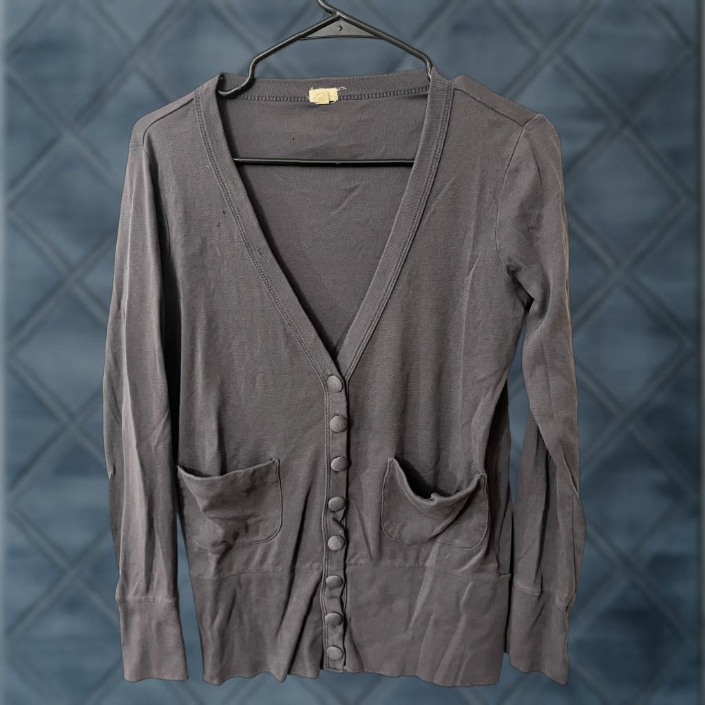 J.Crew J.Crew Women's Gray 100% Cotton V-Neck Cardigan Long Sleeve Buttons Top Small Shirt Womens Size S / US 4 / IT 40 - 1 Thumbnail