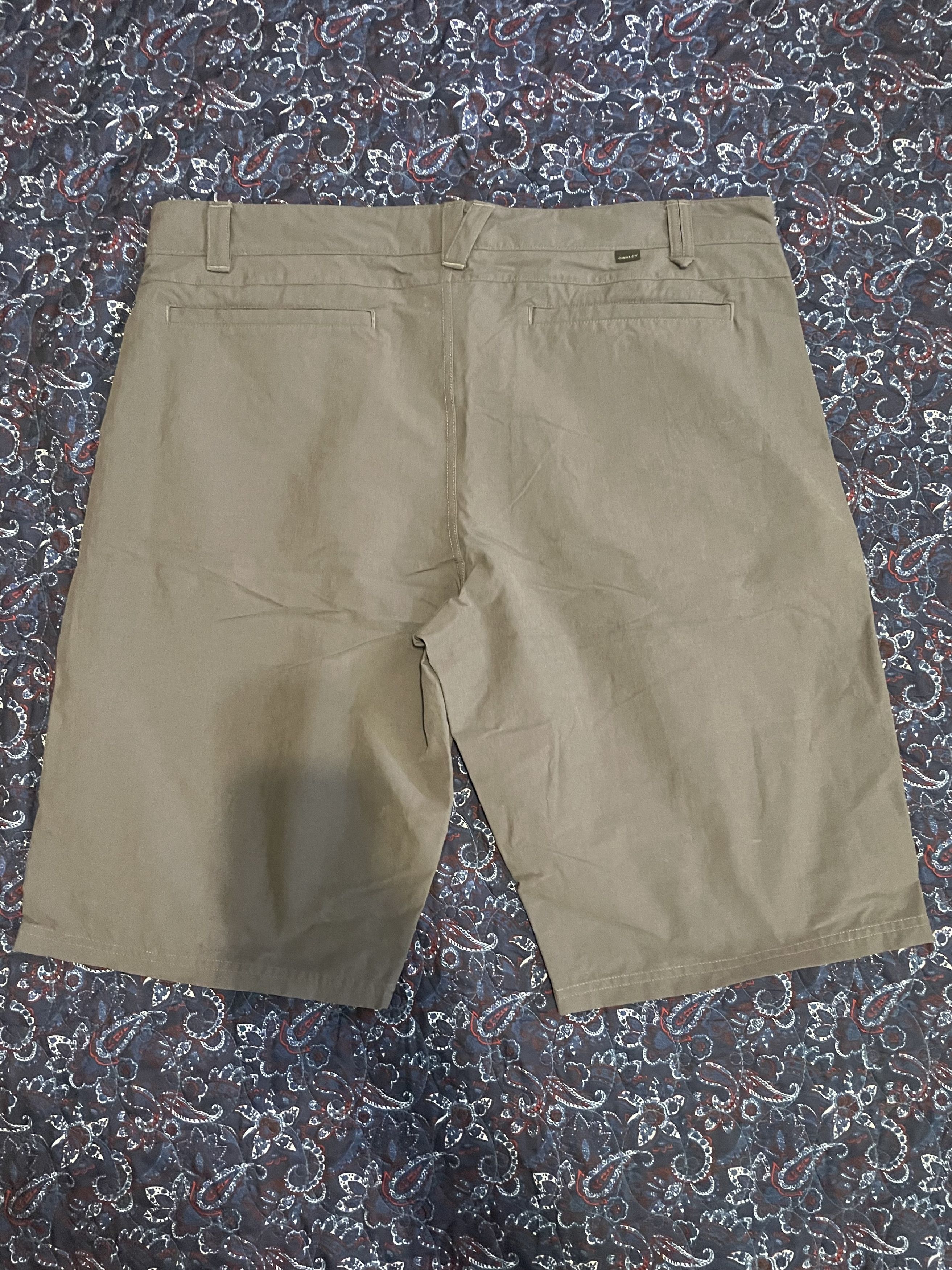 Oakley Oakley Gray Shorts Size US 40 / EU 56 - 3 Thumbnail