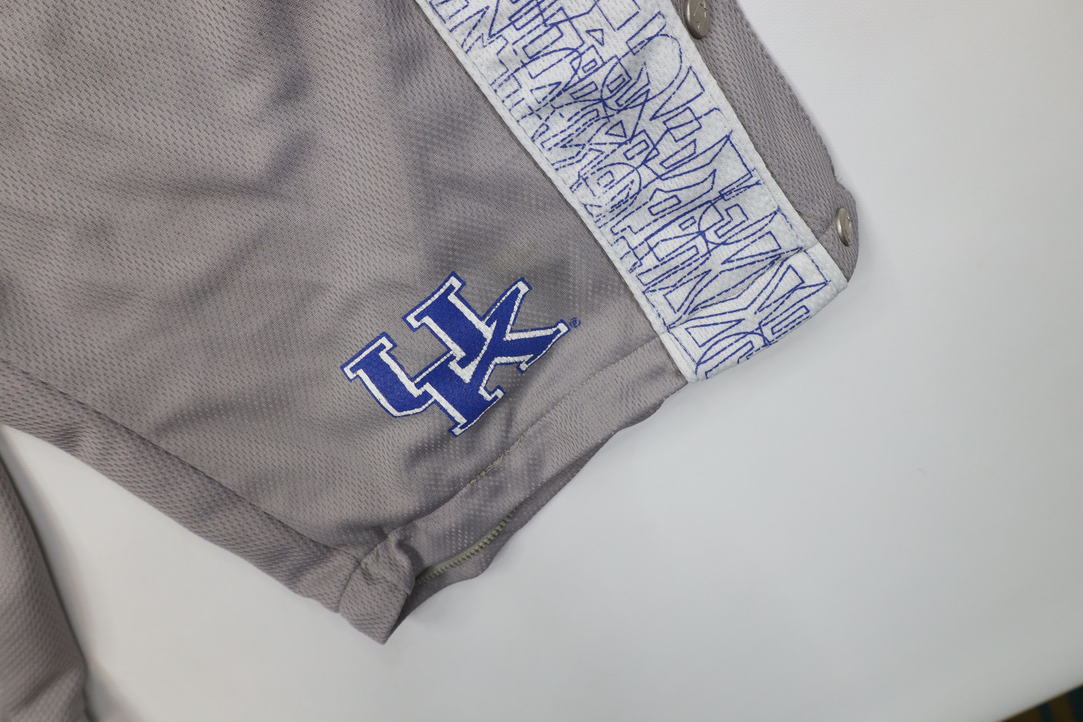 Starter Vintage 90s Starter University of Kentucky Tearaway Shorts Size US 34 / EU 50 - 5 Thumbnail