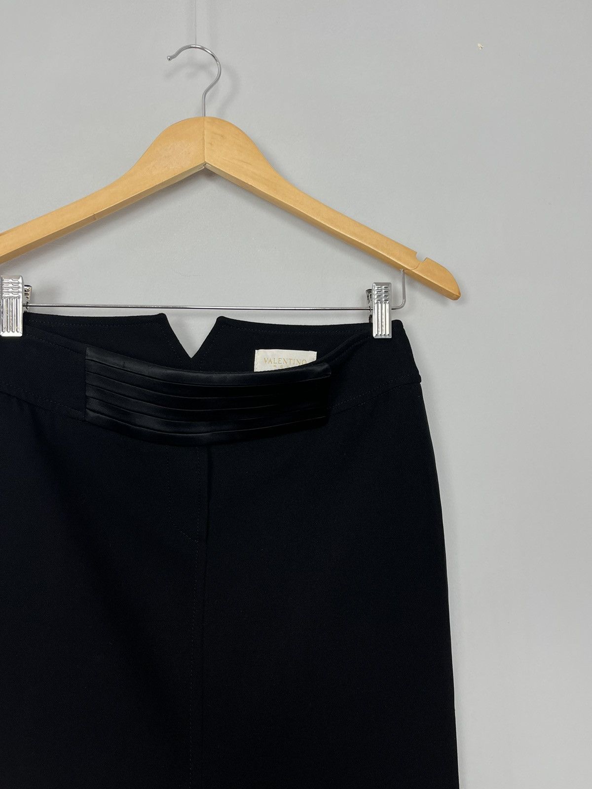 Valentino Valentino Roma Luxury Wool Midi Skirt Made in Italy Size 27" / US 4 / IT 40 - 3 Thumbnail