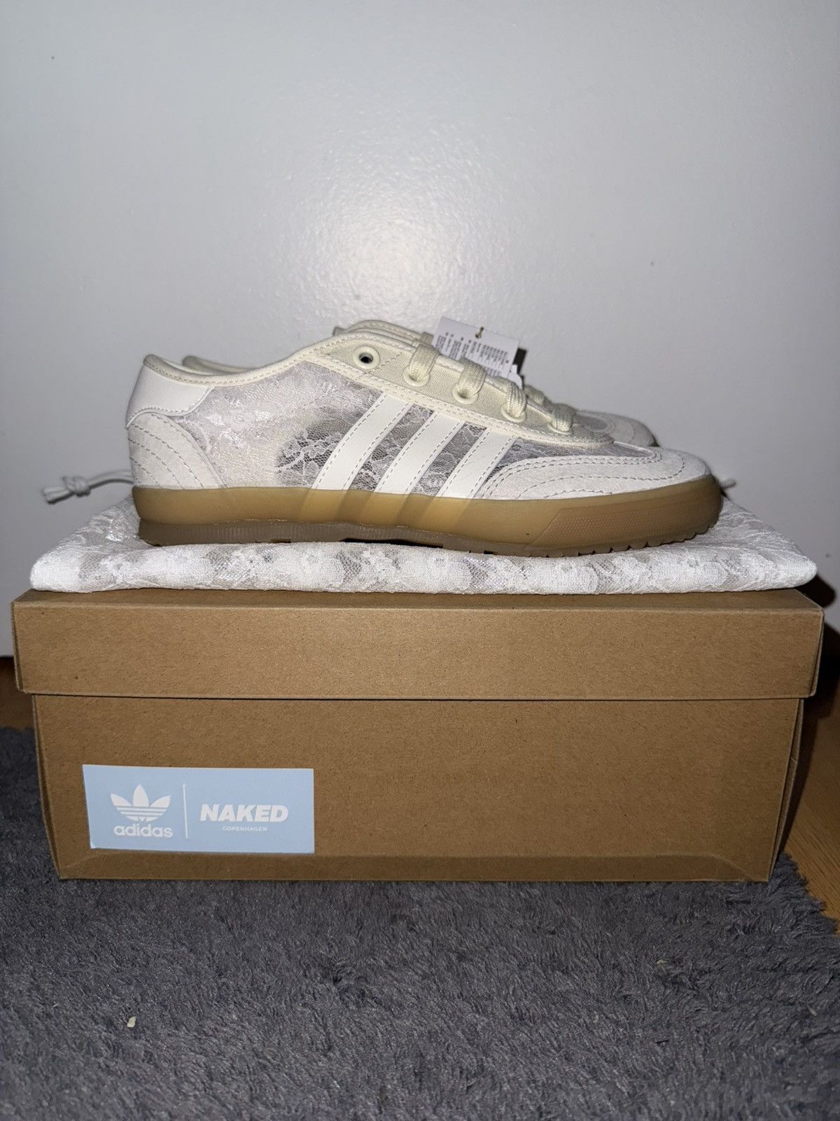 Adidas Adidas Tischtennis Naked Copenhagen Silvery Daisy Lace Pack Size US 5.5 / IT 35.5 - 1 Thumbnail