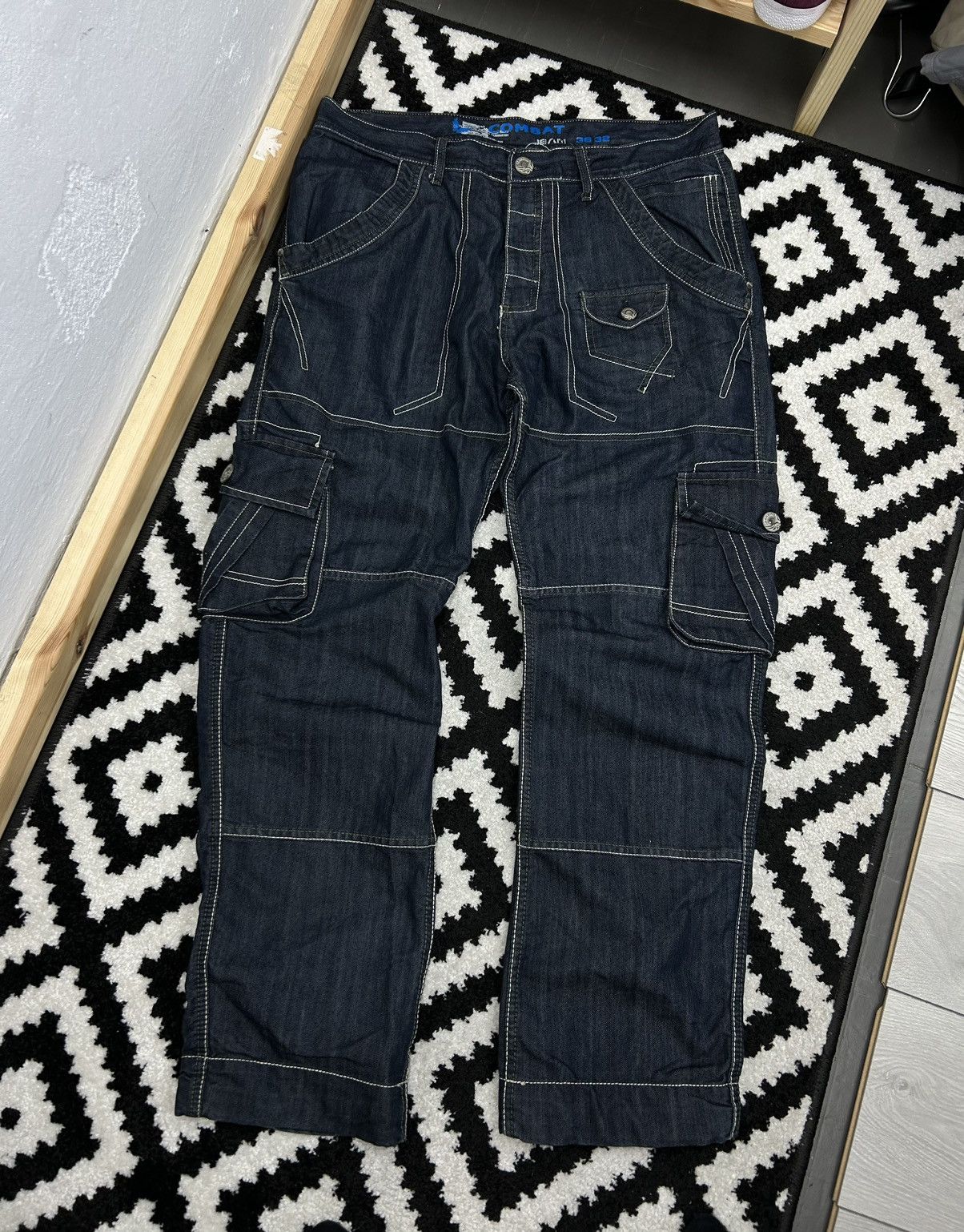 Vintage Vintage Y2k Cargo Denim jeans size 36/32 multi pocket Size US 36 / EU 52 - 4 Thumbnail