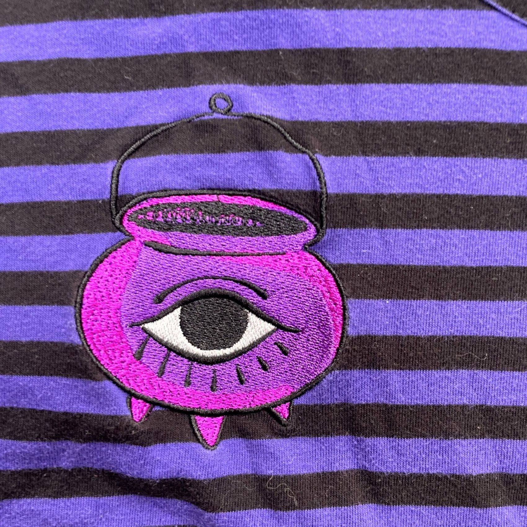 Disney Disney Shirt Womens 2XL Purple Her Universe Hocus Pocus Striped Logo Embroidered Size XXL / US 16-18 / IT 52-54 - 4 Thumbnail