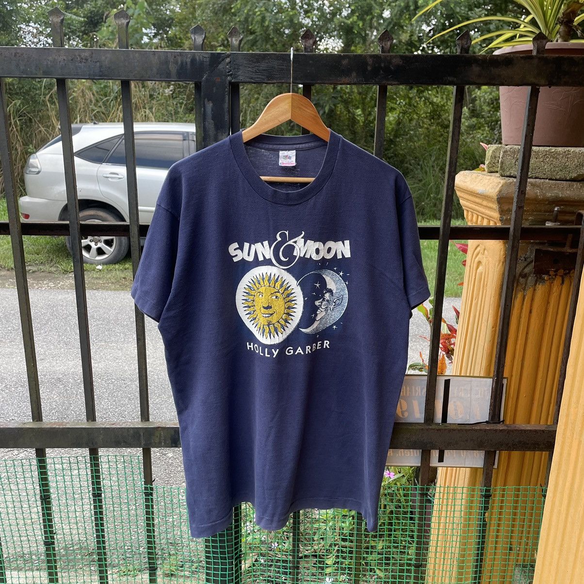 Vintage 🔥Vintage 90s Holly Garber Sun And Moon Promo Tee Size US XL / EU 56 / 4 - 1 Thumbnail