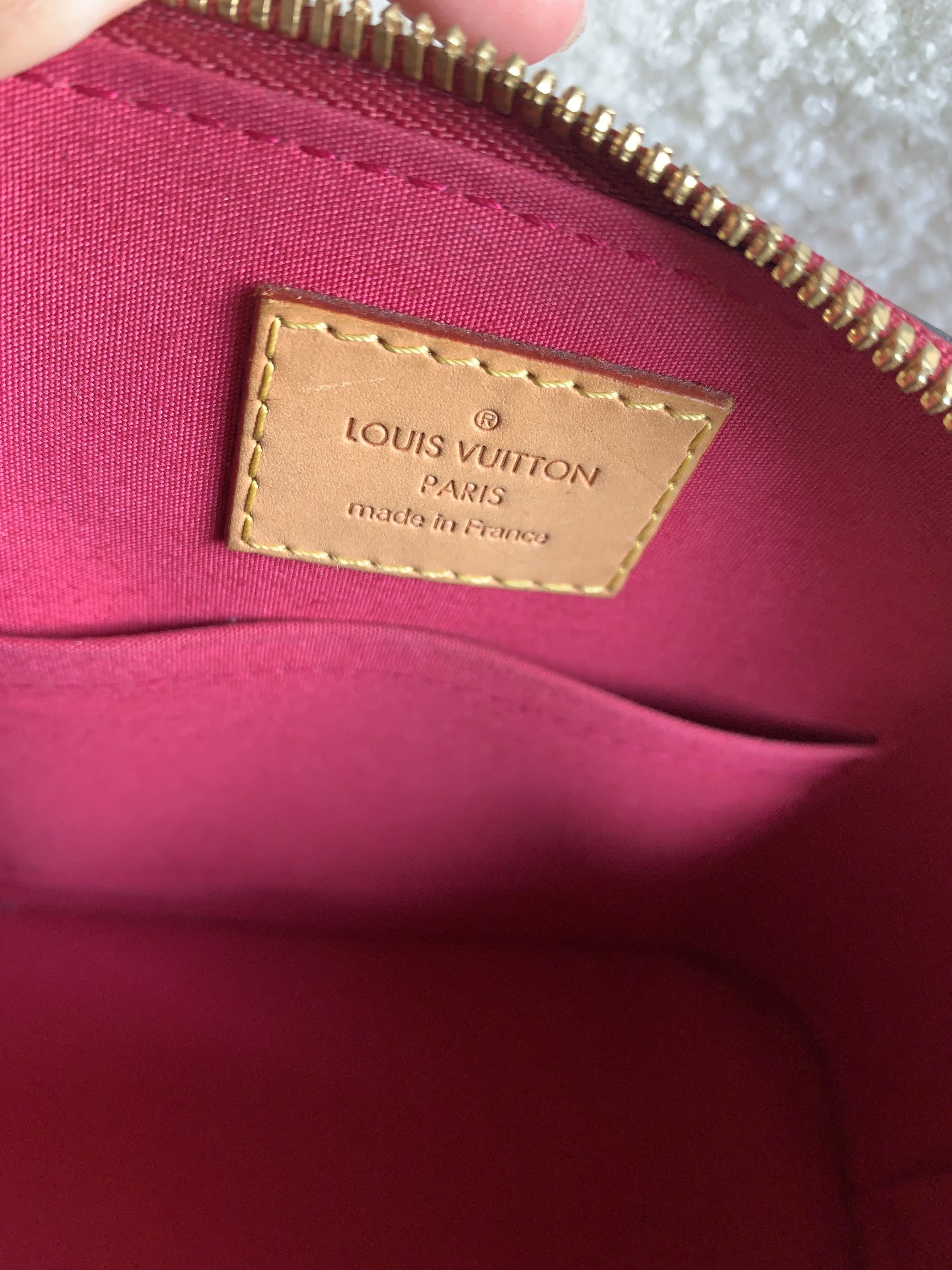 Louis Vuitton Authentic Louis Vuitton Alma BB Vernis – Rose Indien Size ONE SIZE - 17 Thumbnail
