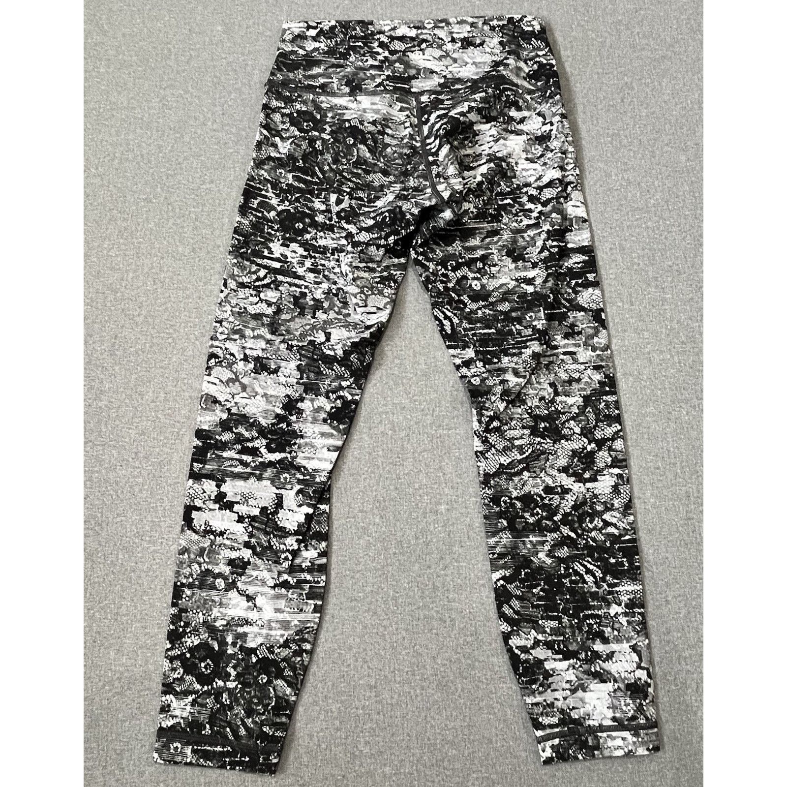 Lululemon Lululemon Wunder Under High-Rise Tight Inseam *Lace Sz 8 Size 30" / US 8 / IT 44 - 2 Thumbnail