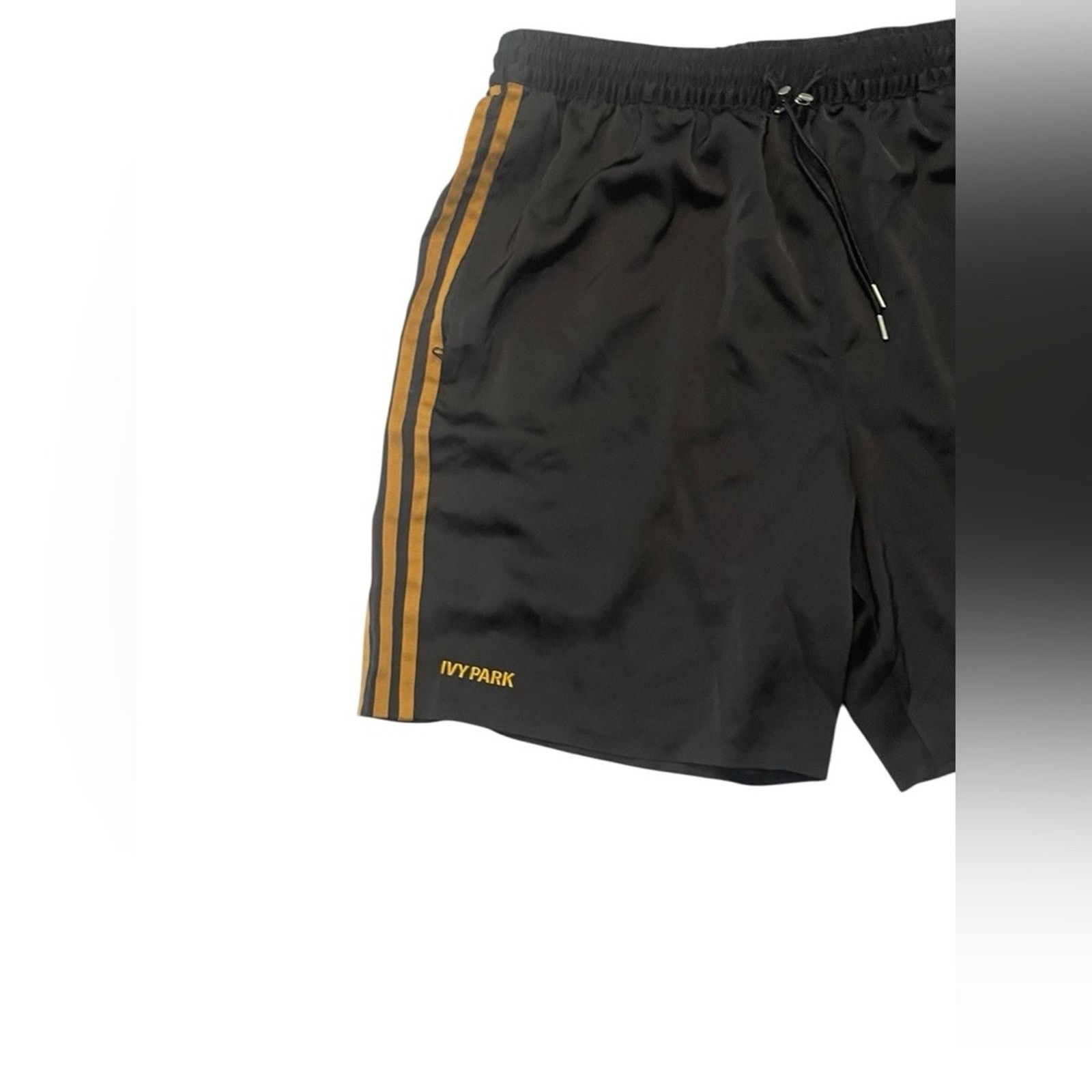 Adidas Adidas Black and Gold Athletic Shorts Lightweight Size:M Size US 34 / EU 50 - 2 Thumbnail