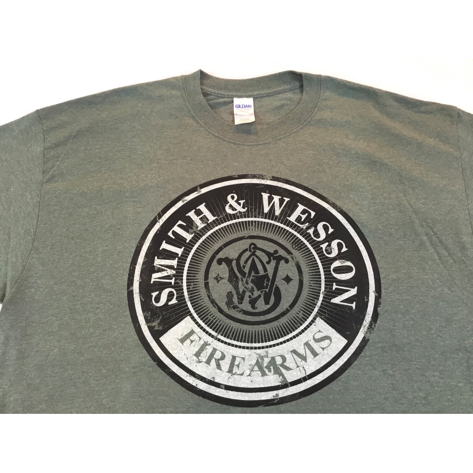 Gildan Smith & Wesson T-Shirt Full Shirtfront Green Black Gray XL Size US XL / EU 56 / 4 - 2 Thumbnail