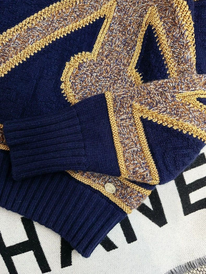 Chanel Chanel 21A Castle Series Dark Blue Cashmere Sweater Size XS / US 0-2 / IT 36-38 - 4 Thumbnail