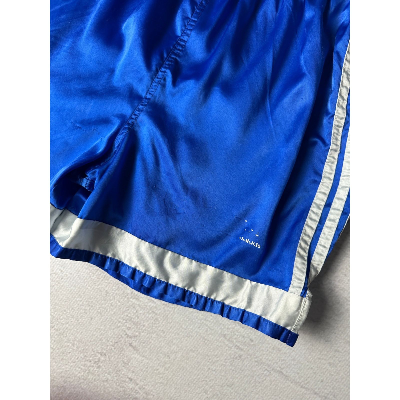 Adidas Vintage Adidas Track Shorts For Men - Medium Size Size US 34 / EU 50 - 3 Thumbnail