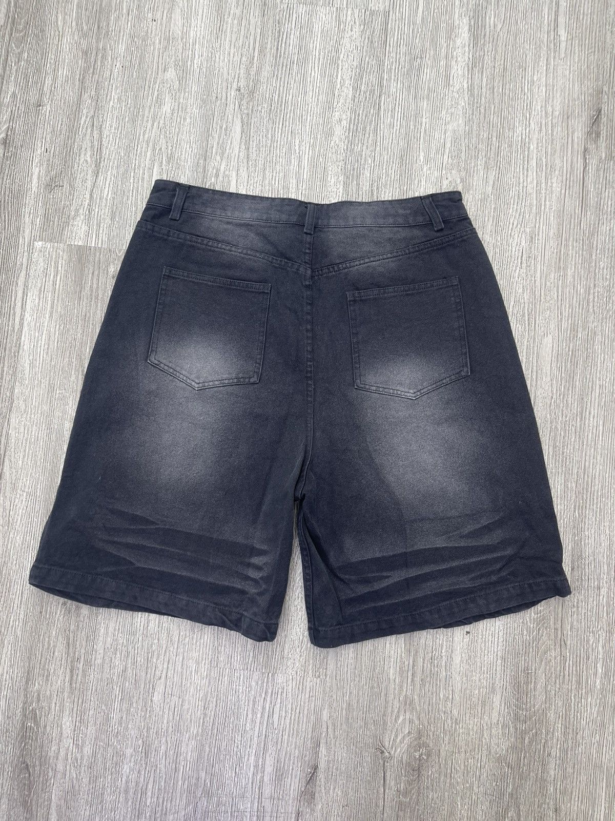 Vale Vale 1980 shorts Black Size US 30 / EU 46 - 2 Thumbnail